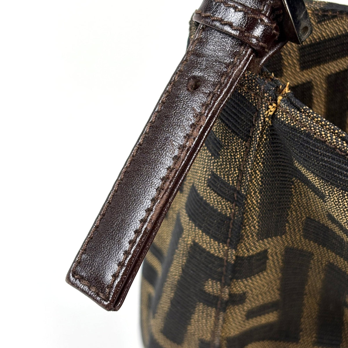 Fendi Brown Canvas Leather Shoulder Bag (Pre-Owned)