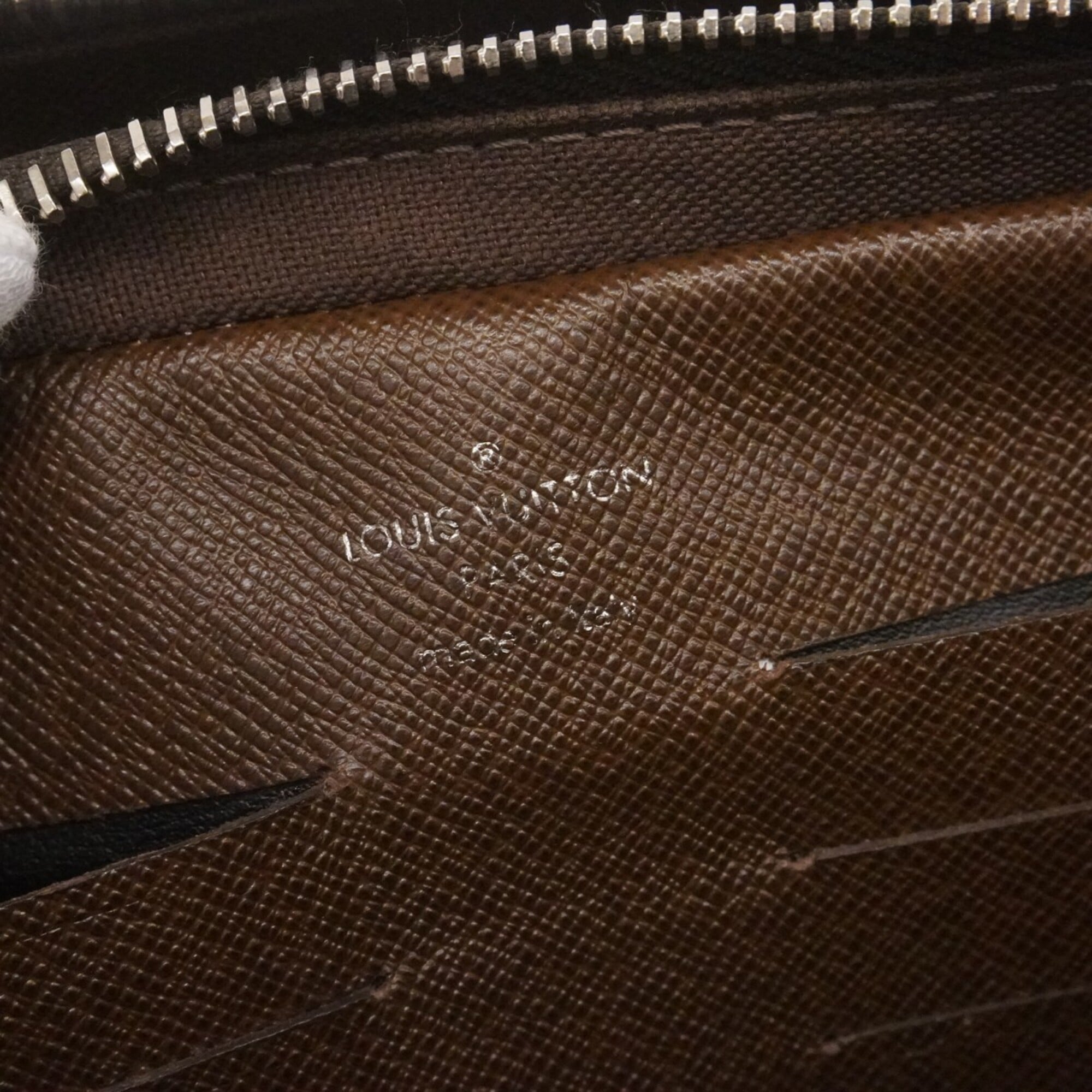 Louis Vuitton Grizzly Clutch Bag (Pre-Owned)