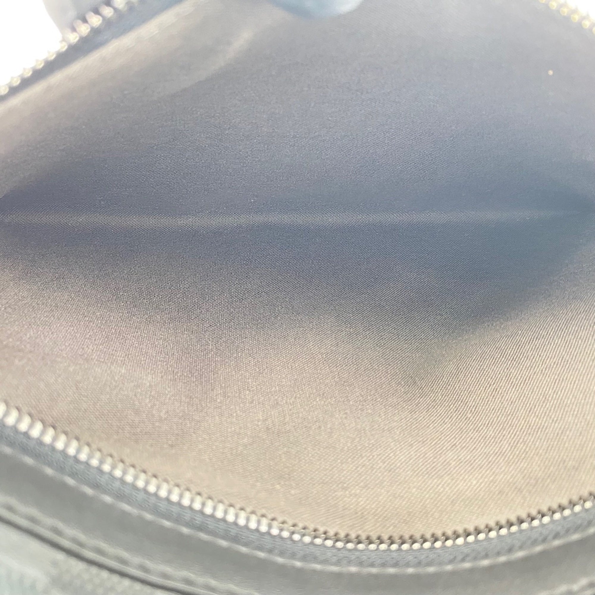 Louis Vuitton Black Shoulder Bag (Pre-Owned)