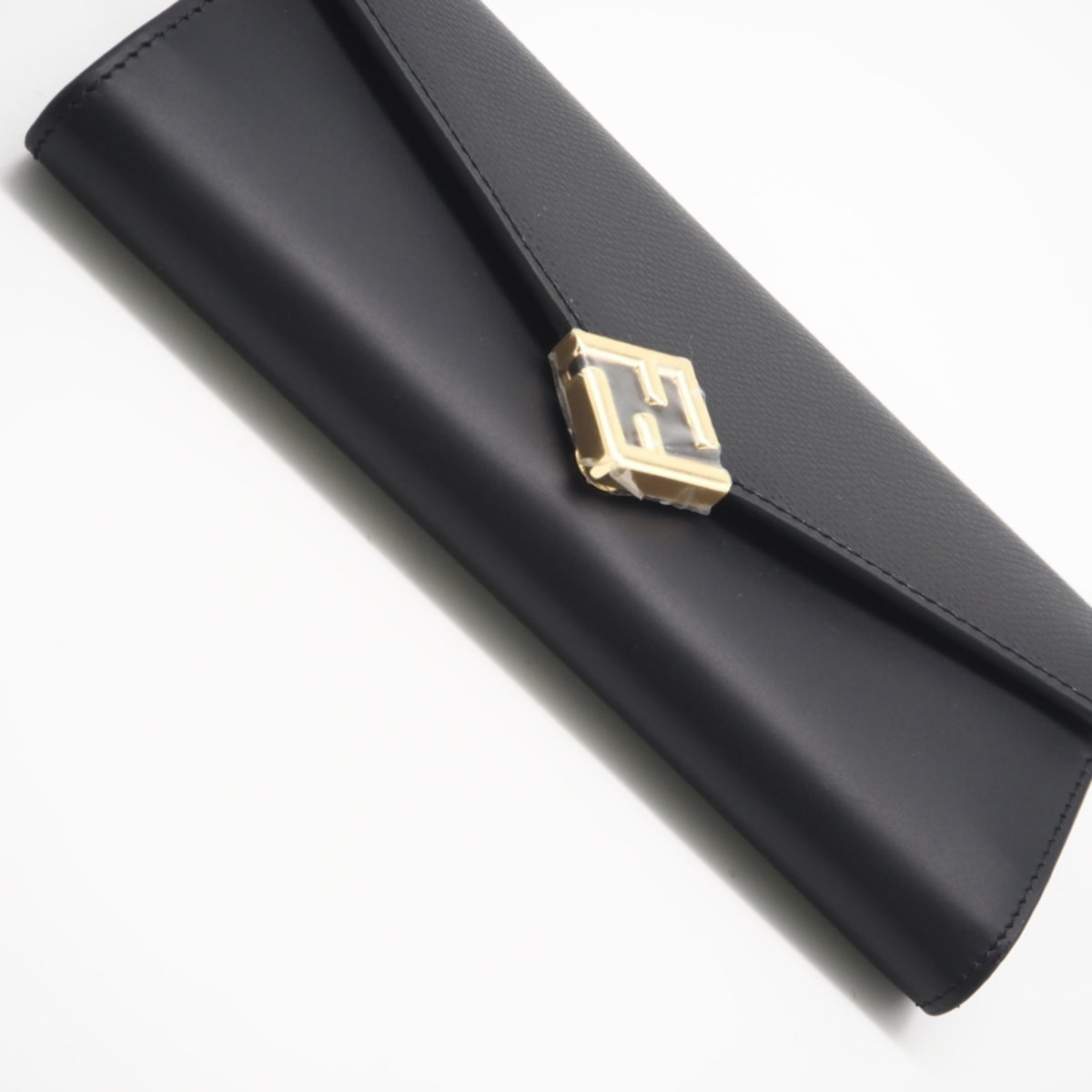 Fendi Black Leather Chain/Shoulder Wallet (Pre-Owned)