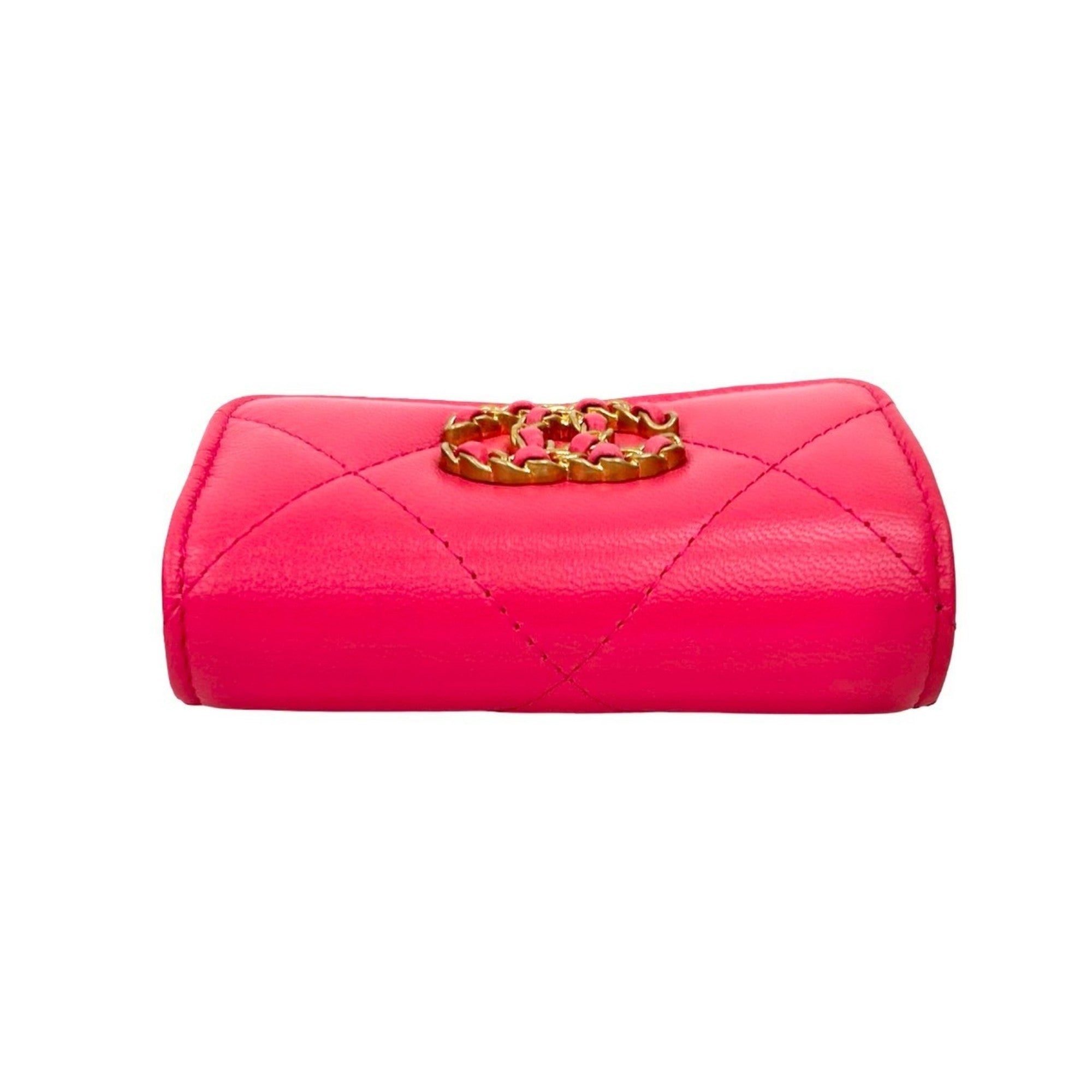 Chanel Pink Leather Wallet (Tri-Fold) (Pre-Owned)