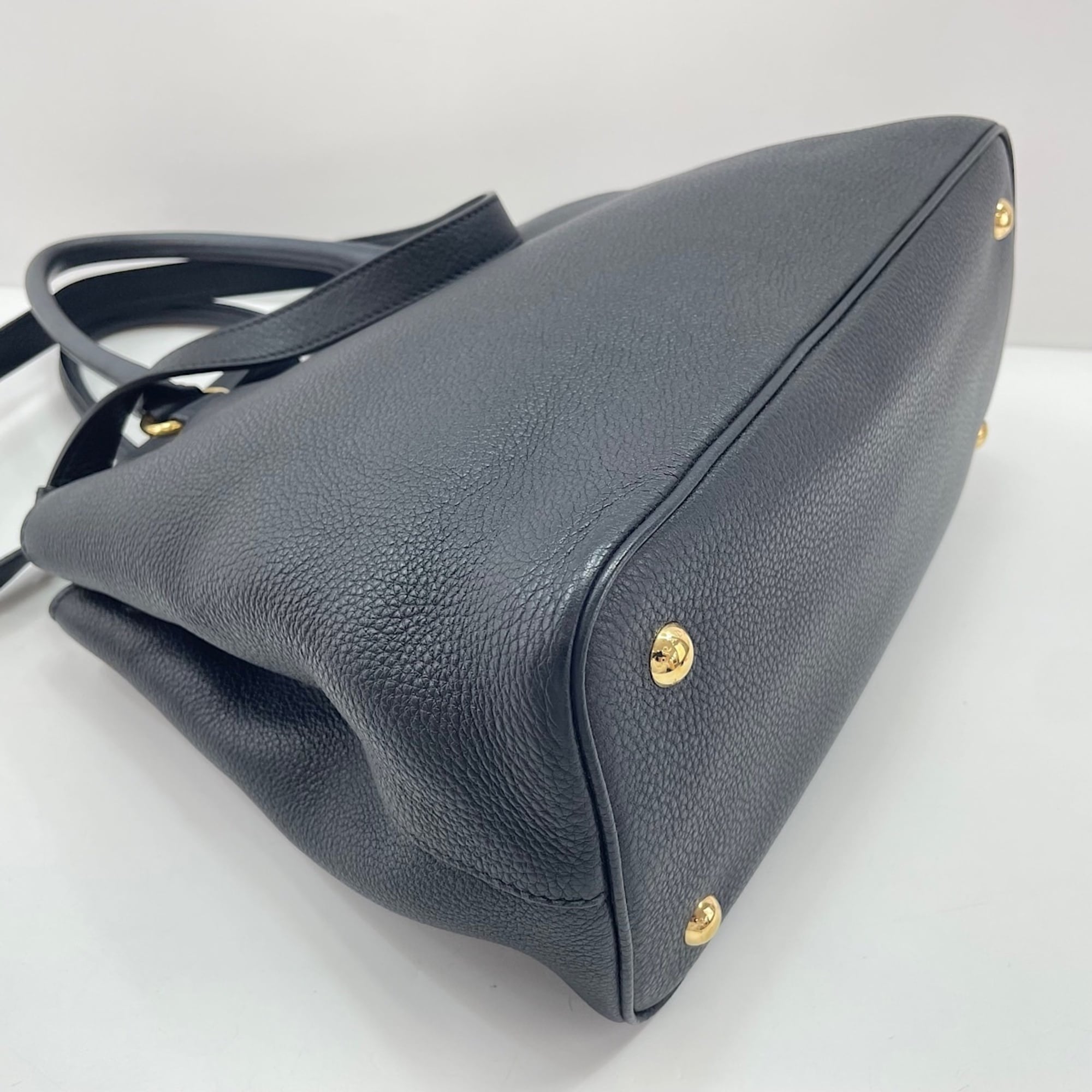Prada Black Handbag Shoulder Bag (Pre-Owned)