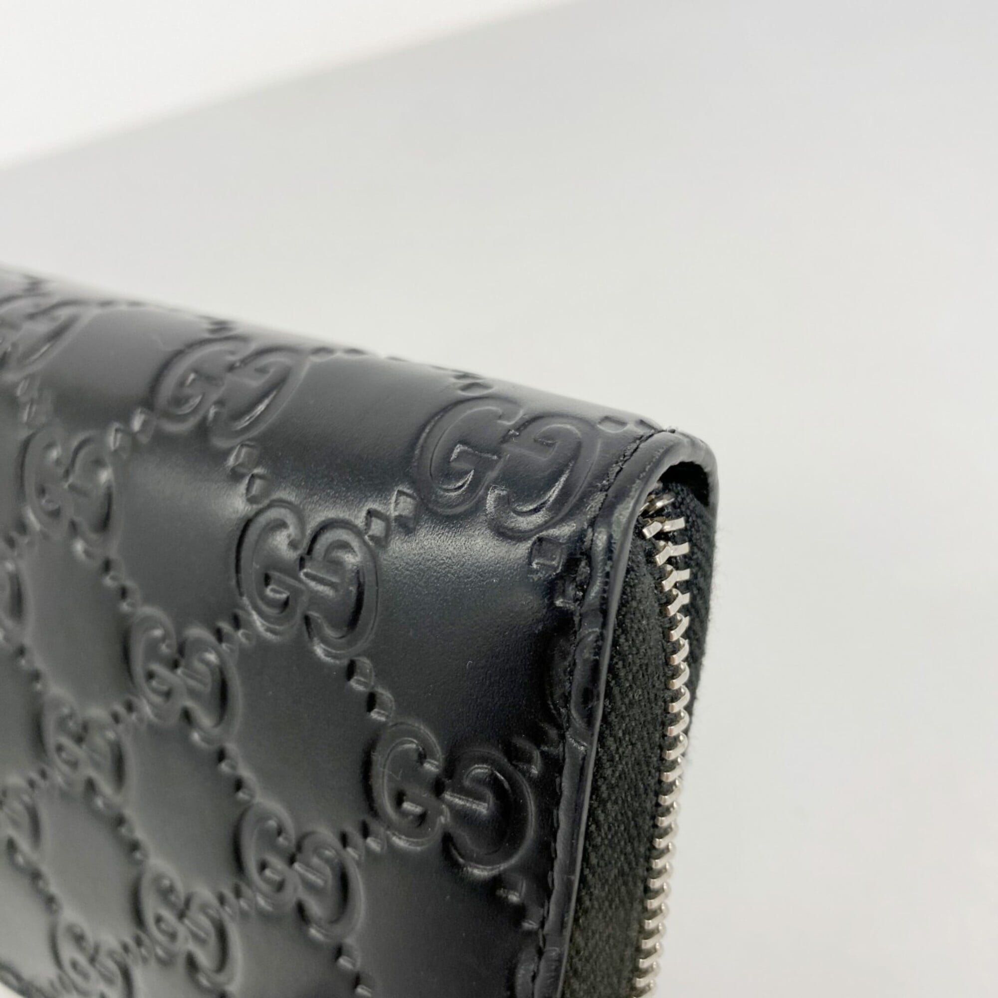 Gucci Black Leather Long Wallet (Bi-Fold) (Pre-Owned)