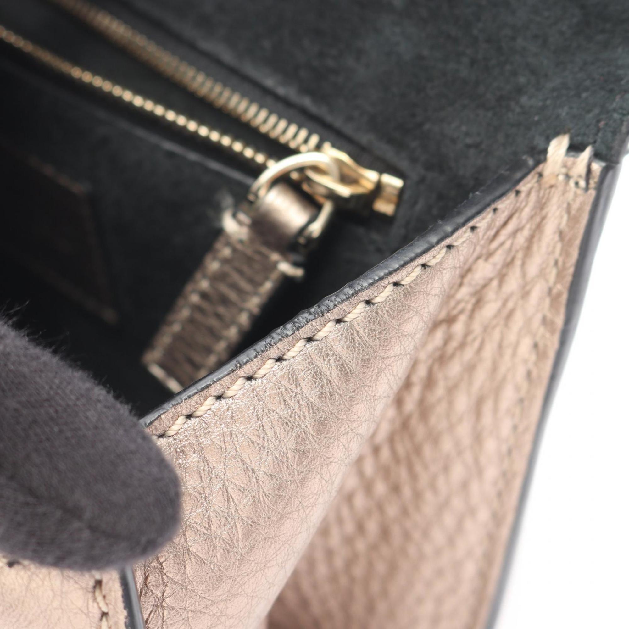 Valentino Gold Leather Shoulder Bag (Pre-Owned)