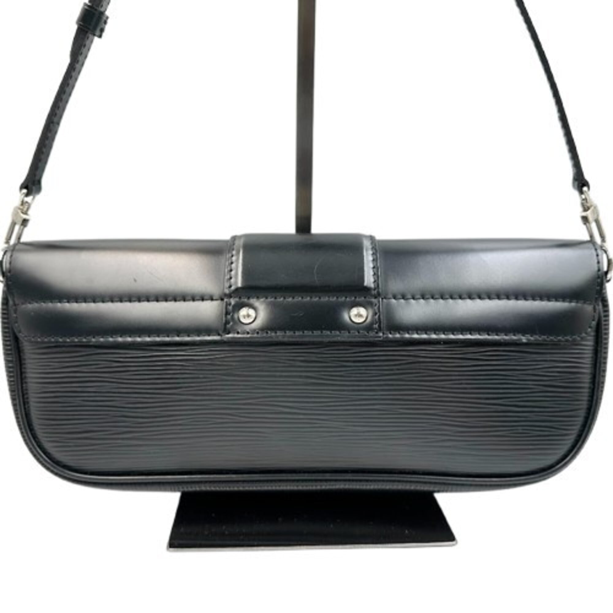 Louis Vuitton Epi Noir Epi Leather Pochette (Pre-Owned)