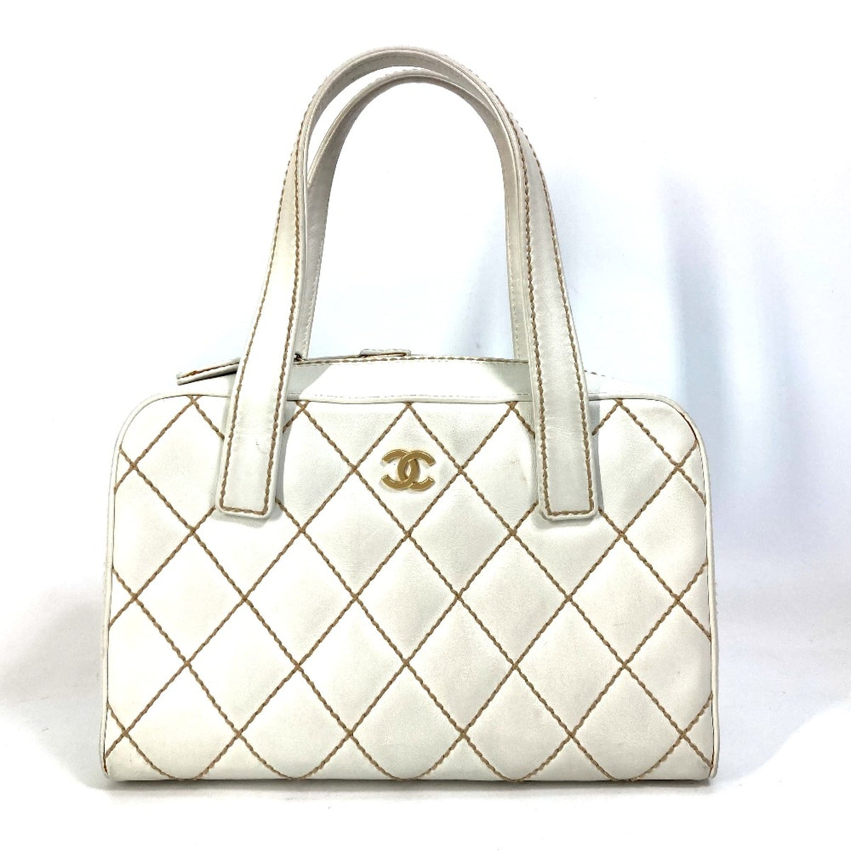 Chanel White Leather Handbag (Pre-Owned)