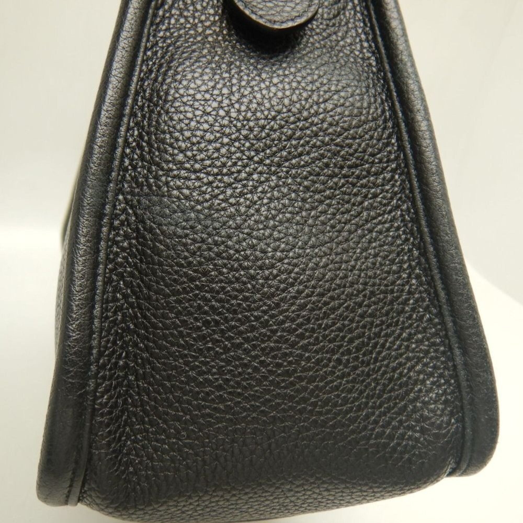Prada Nero Leather Shoulder Bag (Pre-Owned)