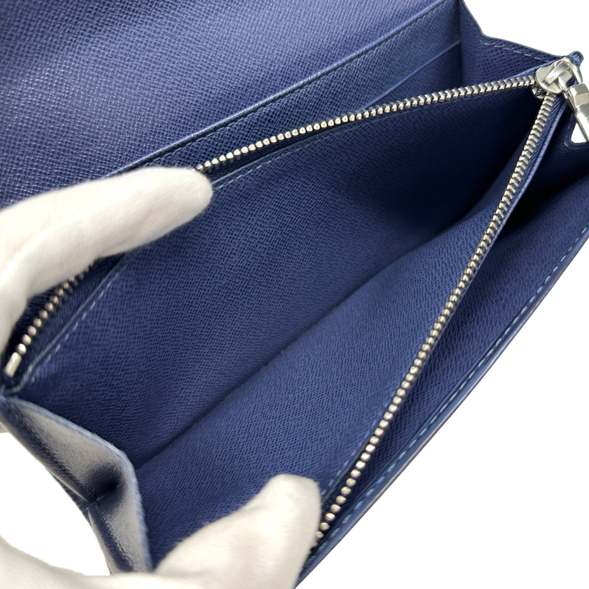Louis Vuitton Blue Myrtille Epi Leather Long Wallet (Bi-Fold) (Pre-Owned)