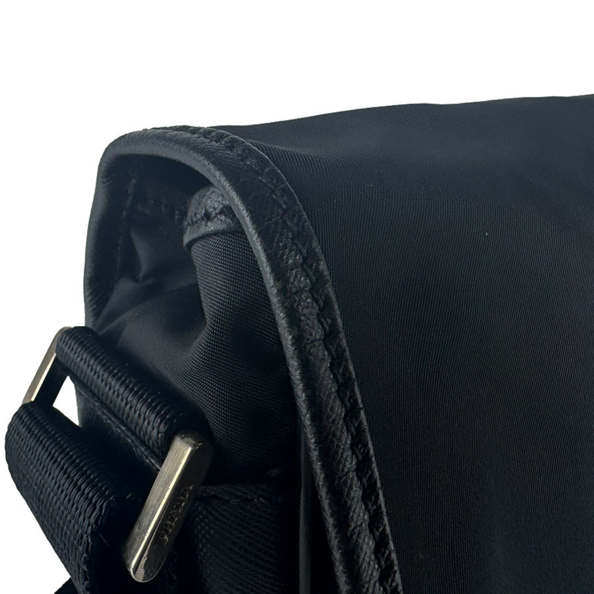 Prada Black Nylon Shoulder Bag (Pre-Owned)
