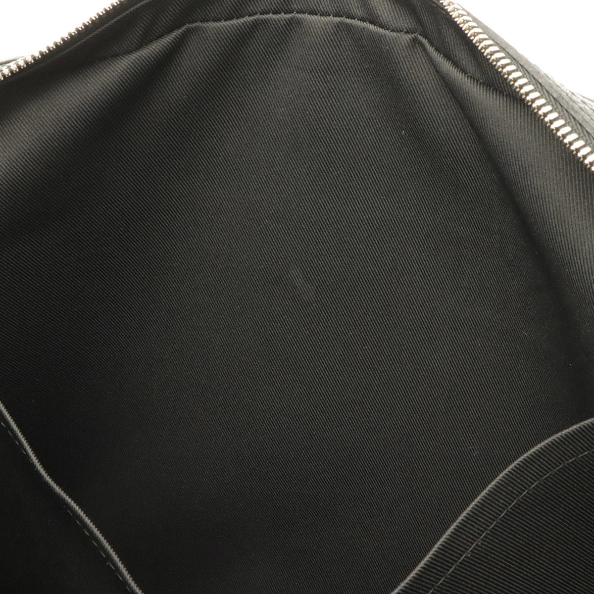 Louis Vuitton Ardoise Taiga Leather Leather Handbag (Pre-Owned)