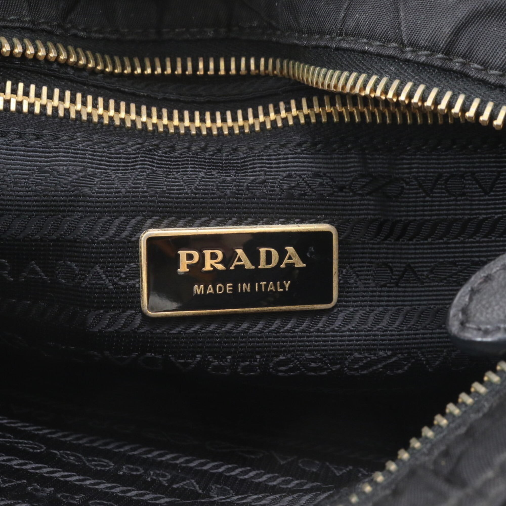 Prada Black Nylon Leather Shoulder Bag (Pre-Owned)