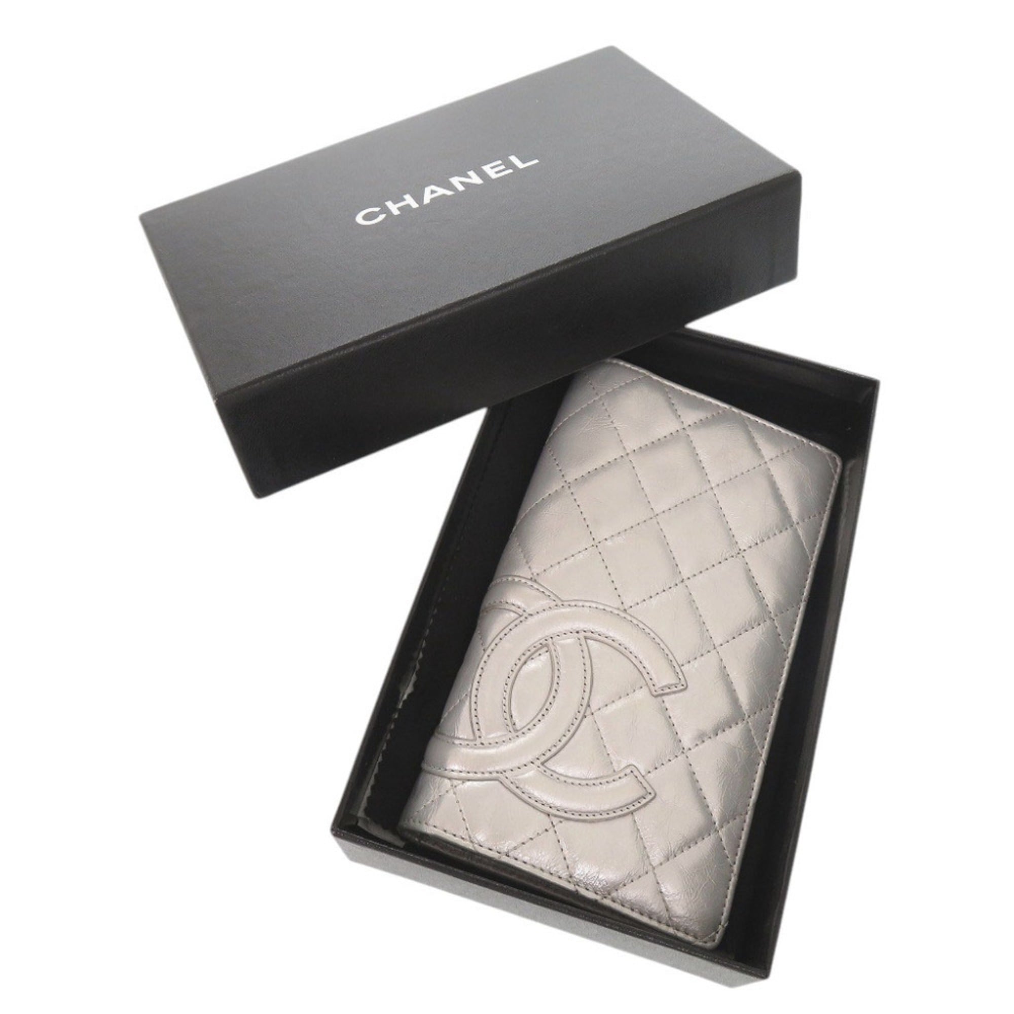 Chanel Silver Leather Long Wallet (Bi-Fold) (Pre-Owned)