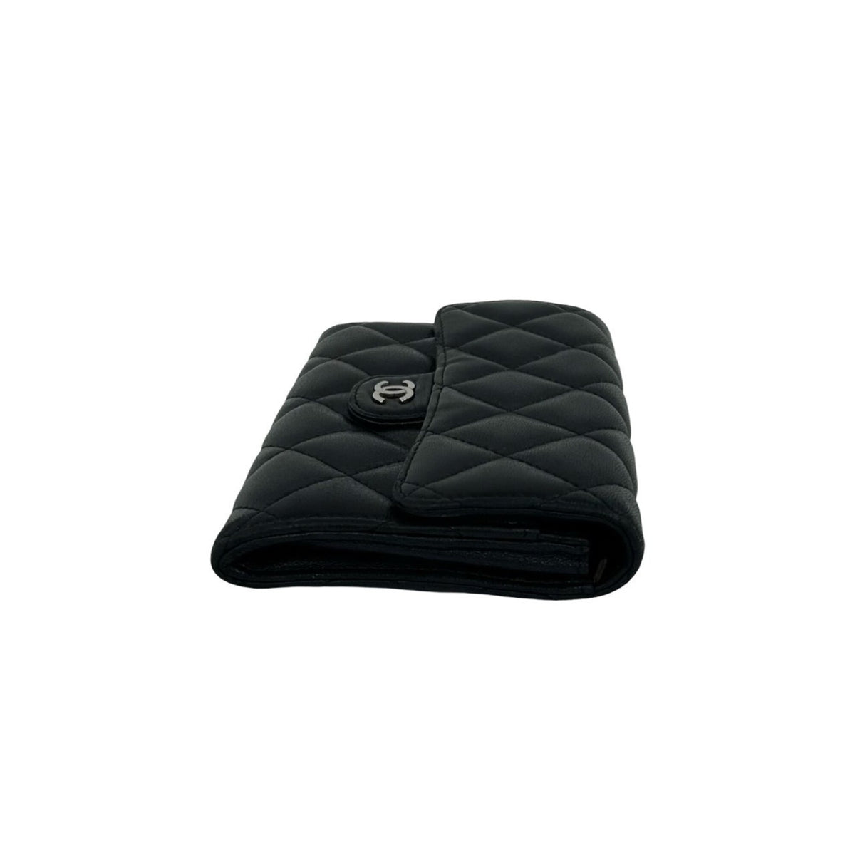 Chanel Black Leather Wallet (Bi-Fold) (Pre-Owned)