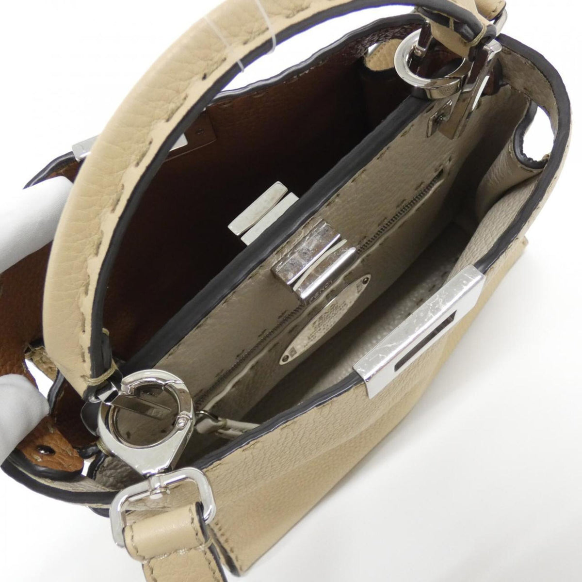 Fendi Peekaboo Silver Leather Handbag (Pre-Owned)