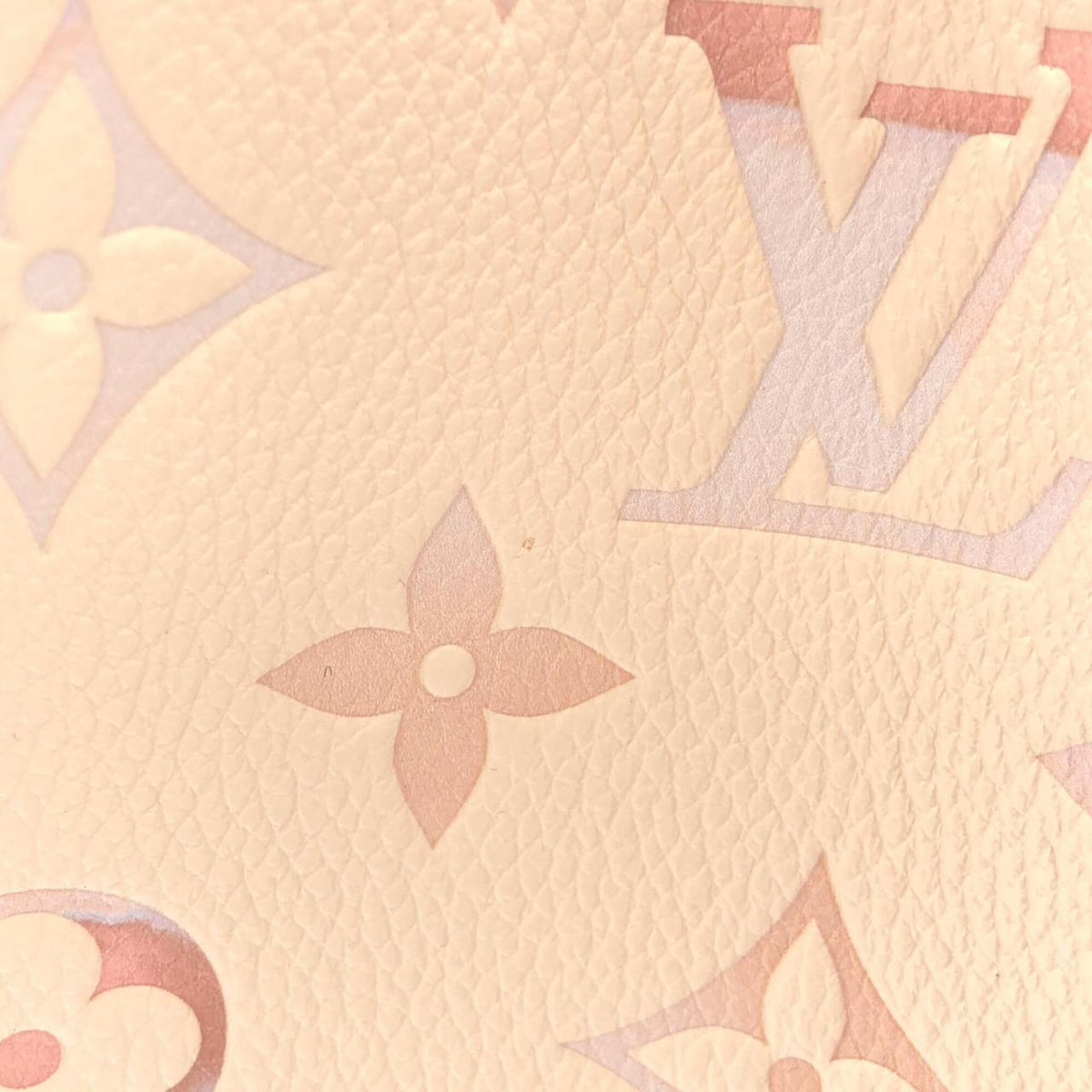 Louis Vuitton Beige Leather Handbag (Pre-Owned)