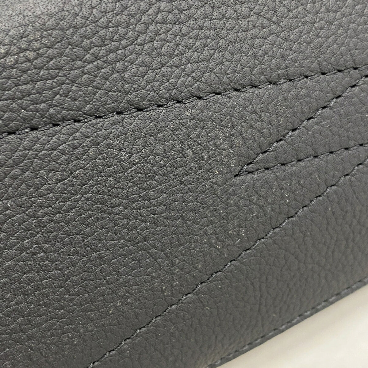 Louis Vuitton Black Tote Bag (Pre-Owned)