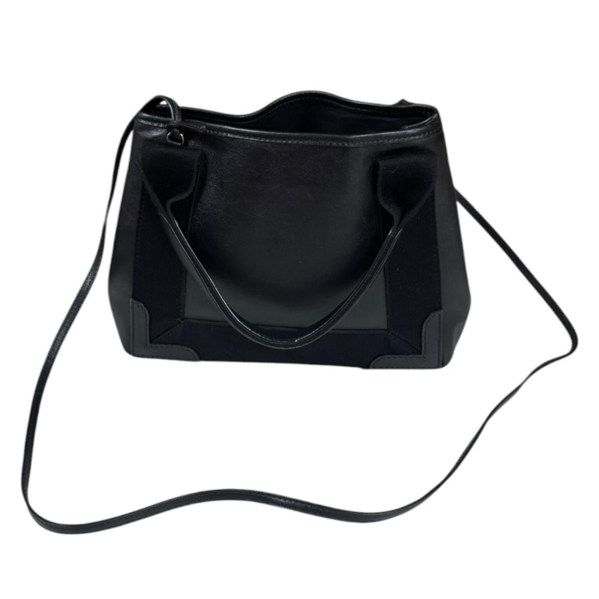 Balenciaga Black Leather Pouch Shoulder Bag (Pre-Owned)