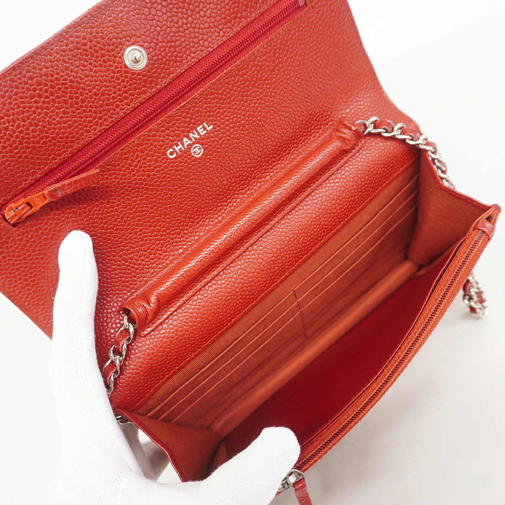 Chanel Red Color Grained Calfskin Chain/Shoulder Wallet (Pre-Owned)