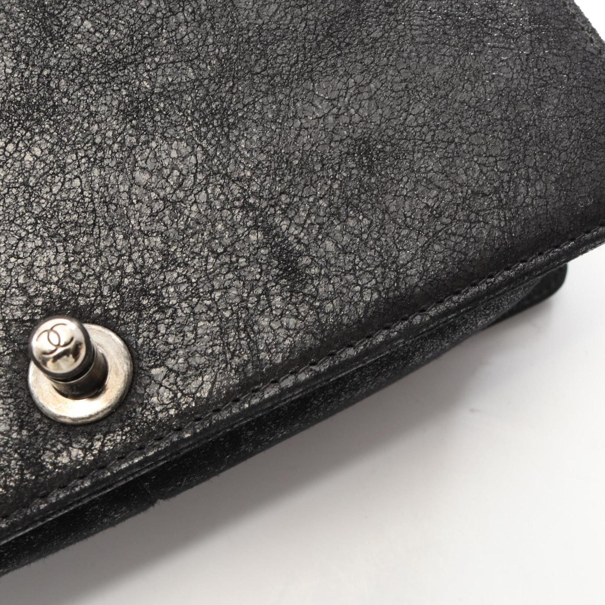 Chanel Black Leather Handbag Shoulder Bag (Pre-Owned)