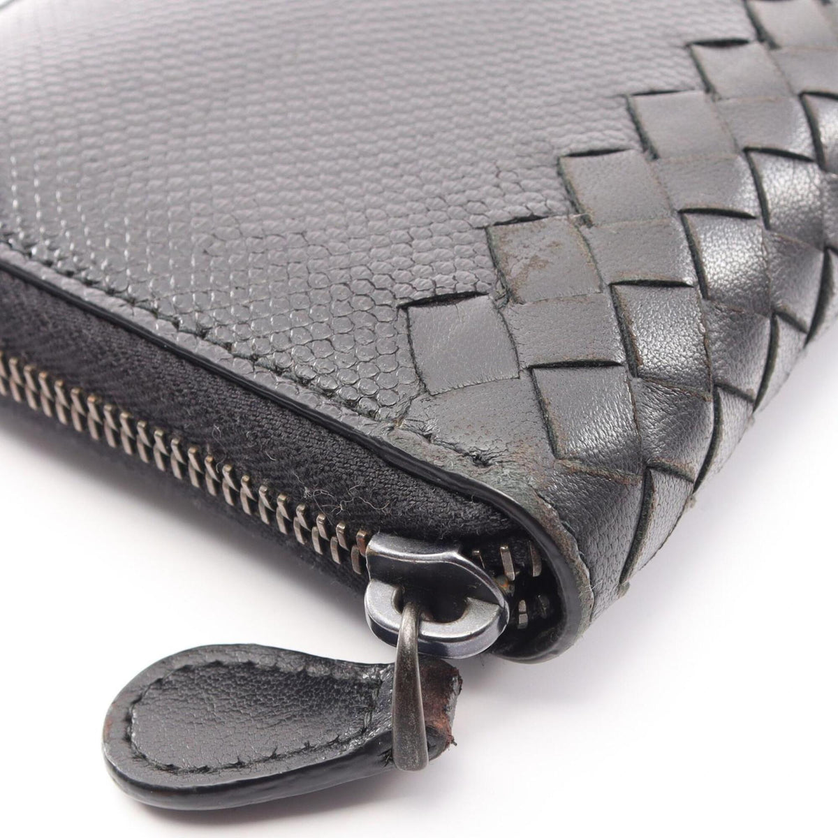 Bottega Veneta Black Leather Long Wallet (Bi-Fold) (Pre-Owned)