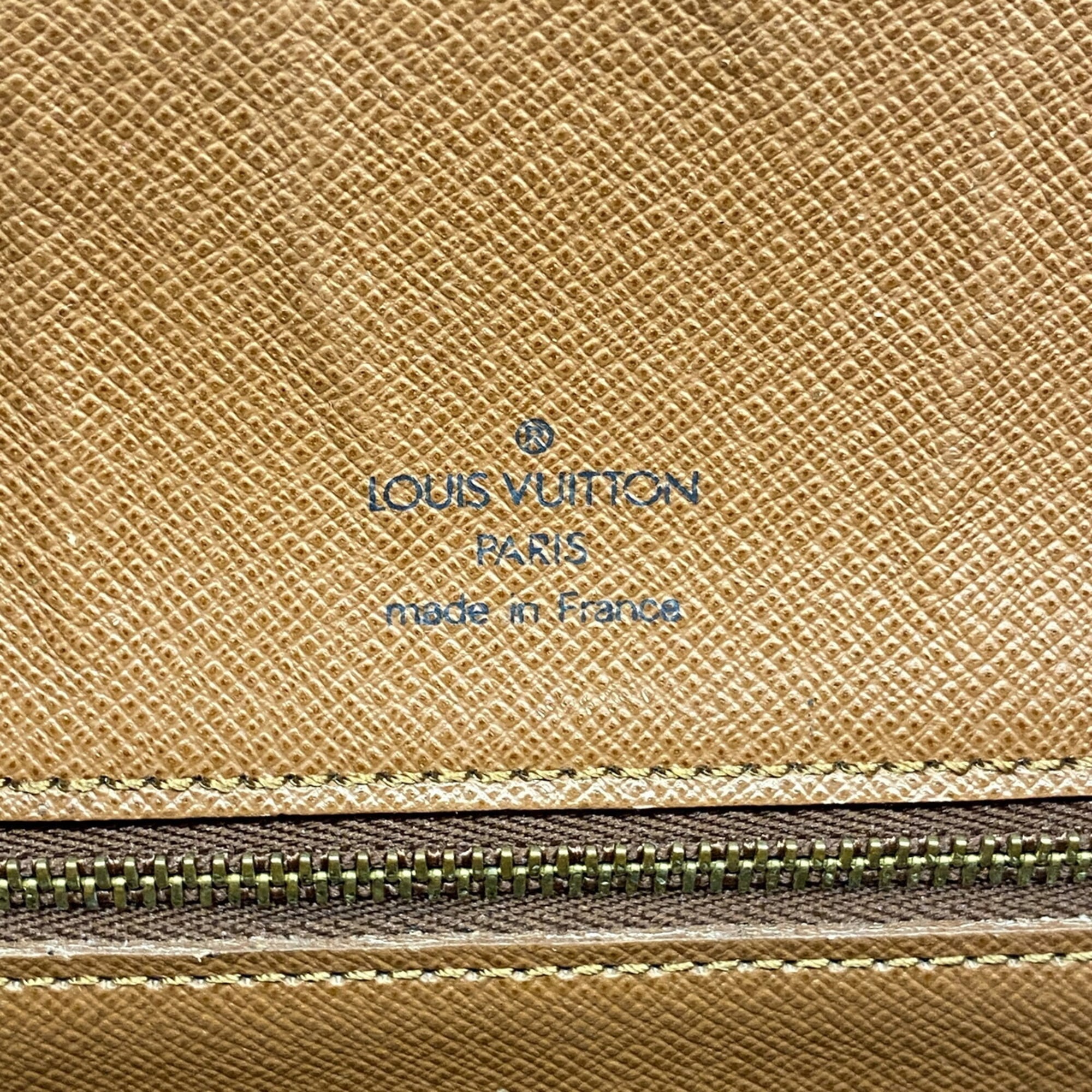Louis Vuitton Brown Shoulder Bag (Pre-Owned)