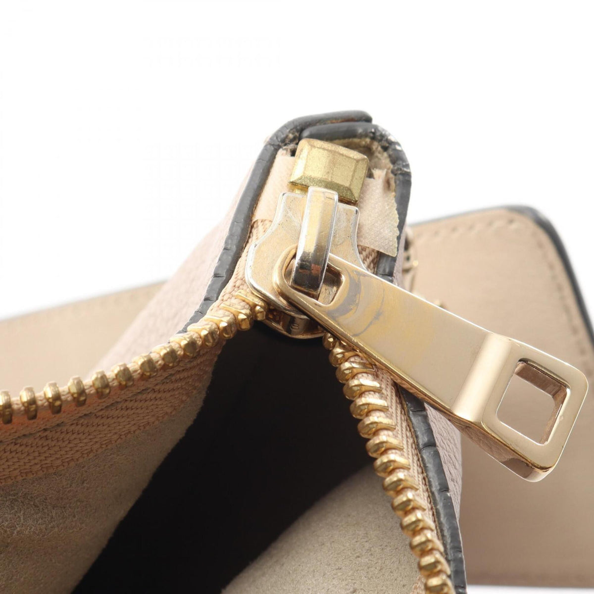 Chloé Beige Ivory Leather Handbag (Pre-Owned)