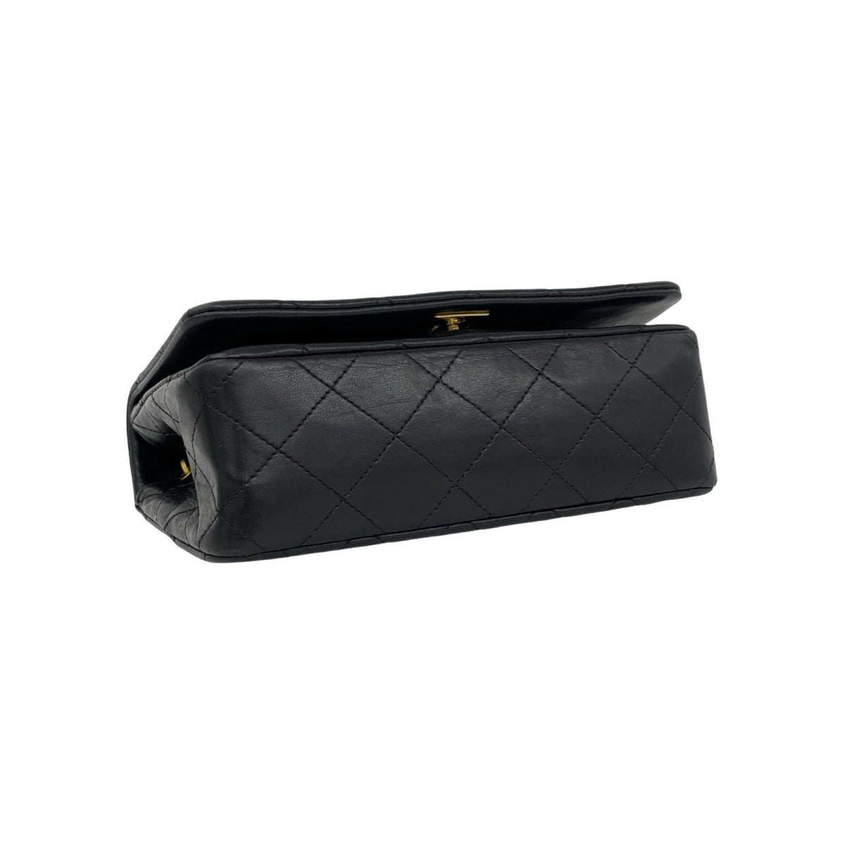 Chanel Black Leather Pochette Shoulder Bag (Pre-Owned)