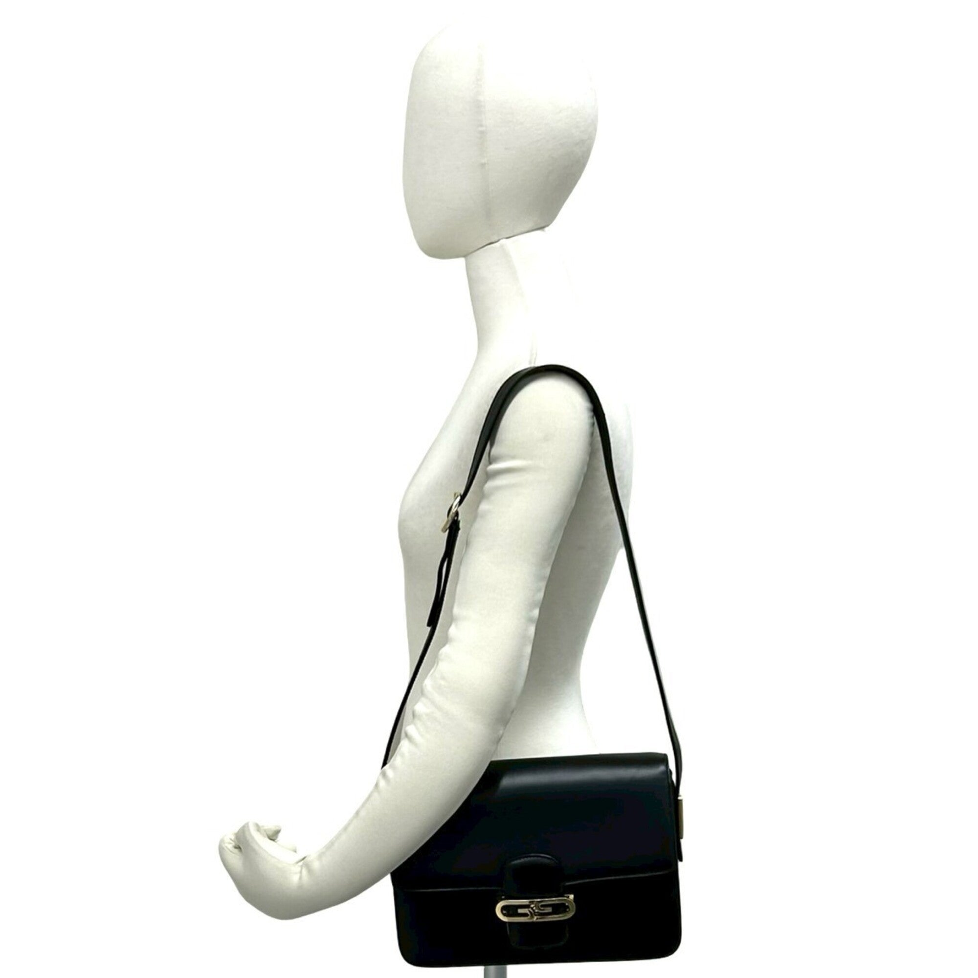 Gucci Black Leather Pochette Shoulder Bag (Pre-Owned)