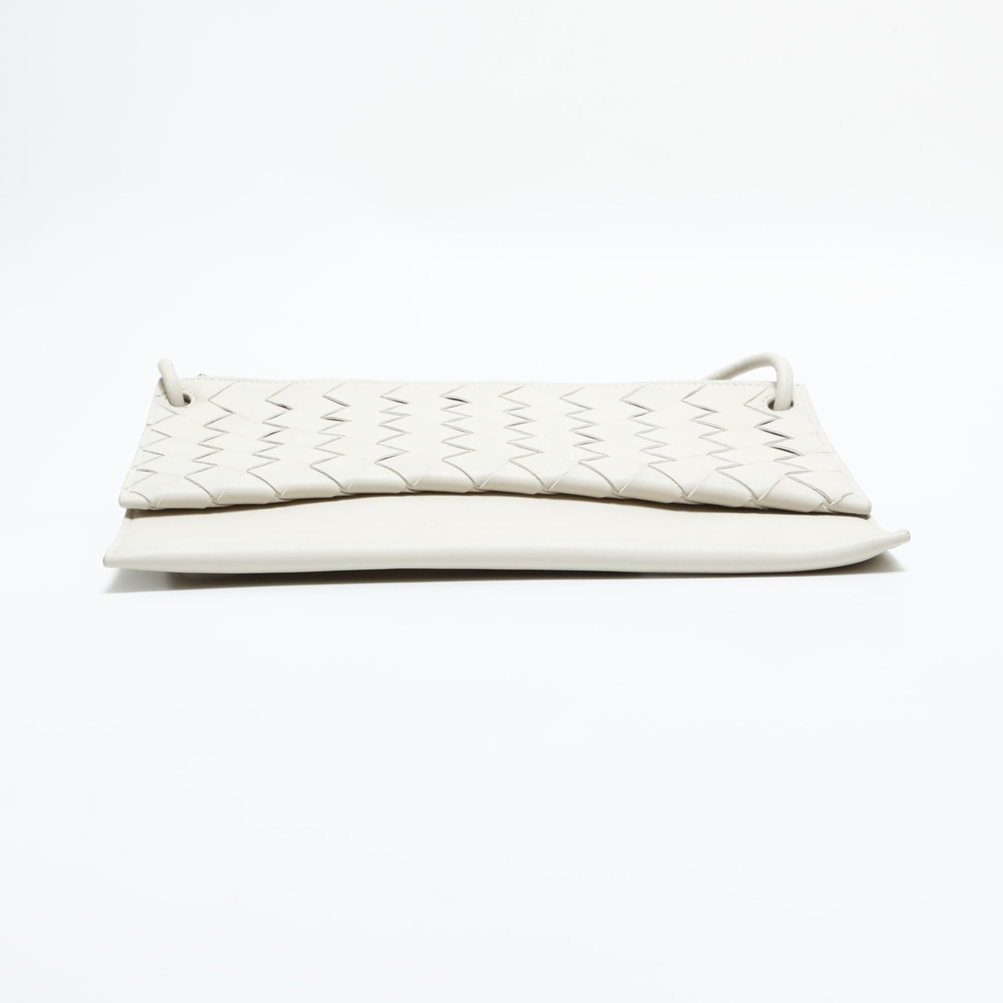 Bottega Veneta White Leather Shoulder Bag (Pre-Owned)