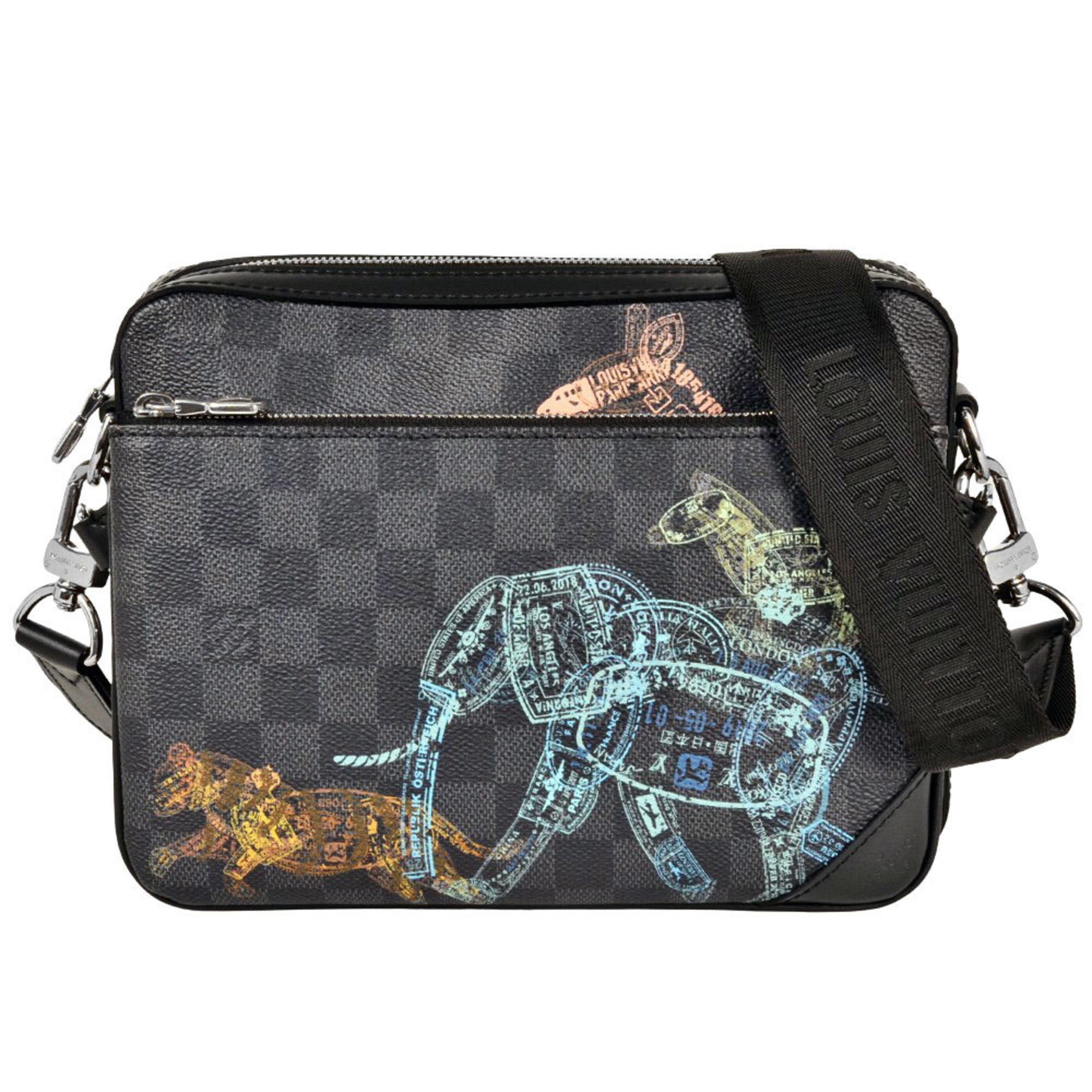 Louis Vuitton Black Damier Graphite Damier Graphite Shoulder Bag (Pre-Owned)