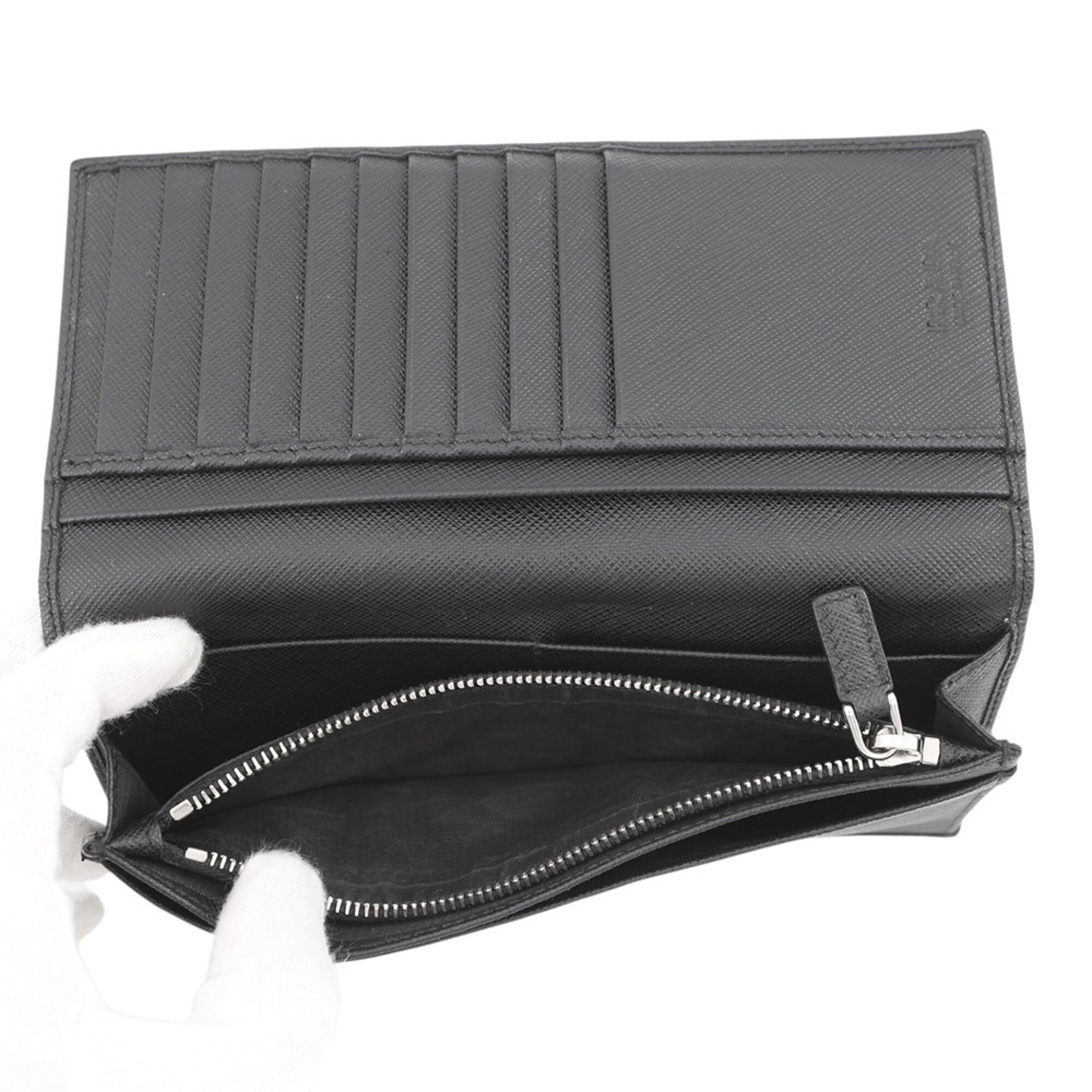 Prada Black Saffiano Leather Long Wallet (Bi-Fold) (Pre-Owned)