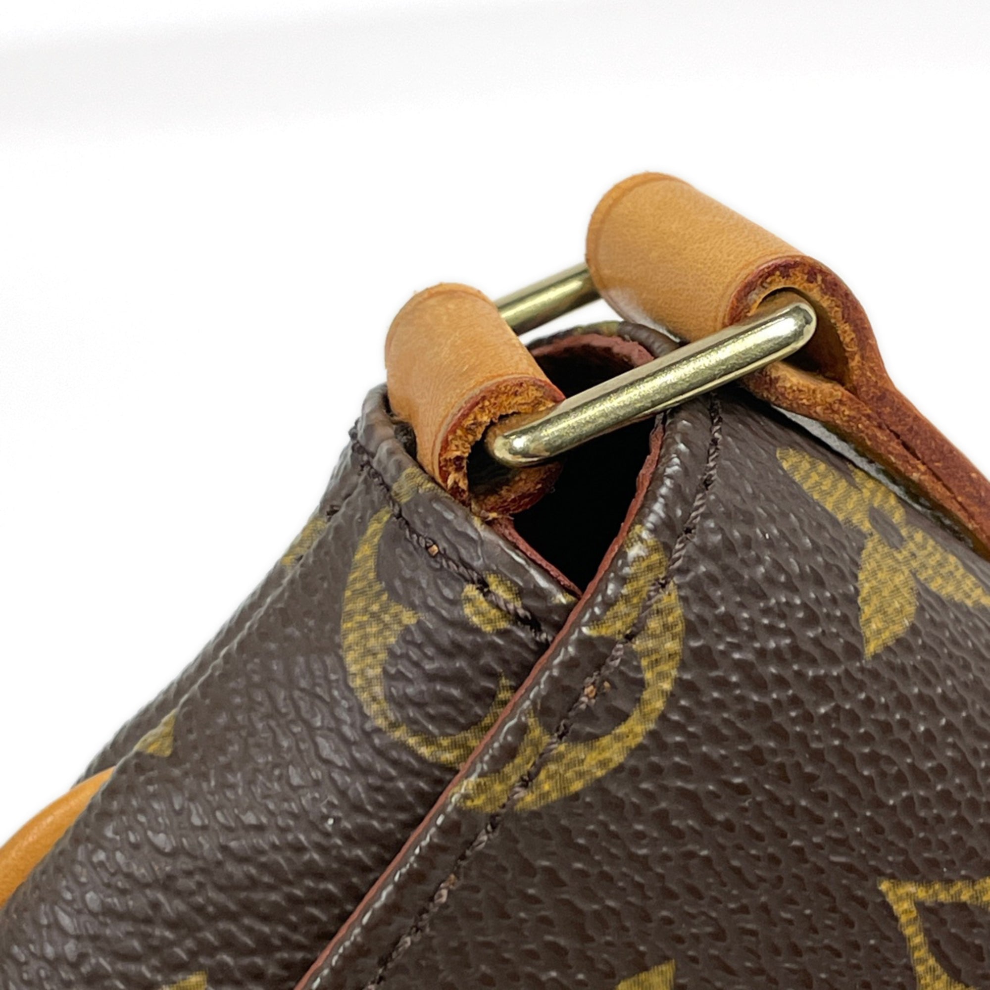 Louis Vuitton Brown Monogram Shoulder Bag (Pre-Owned)