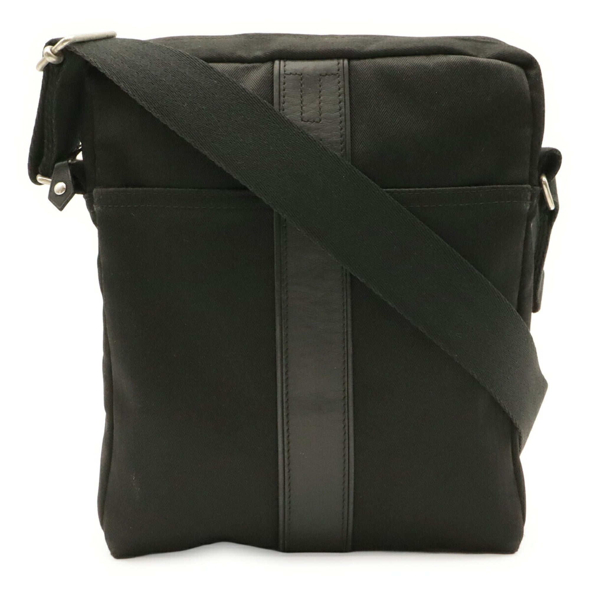 Hermes Black Toile Chevron Leather Pochette Shoulder Bag (Pre-Owned)