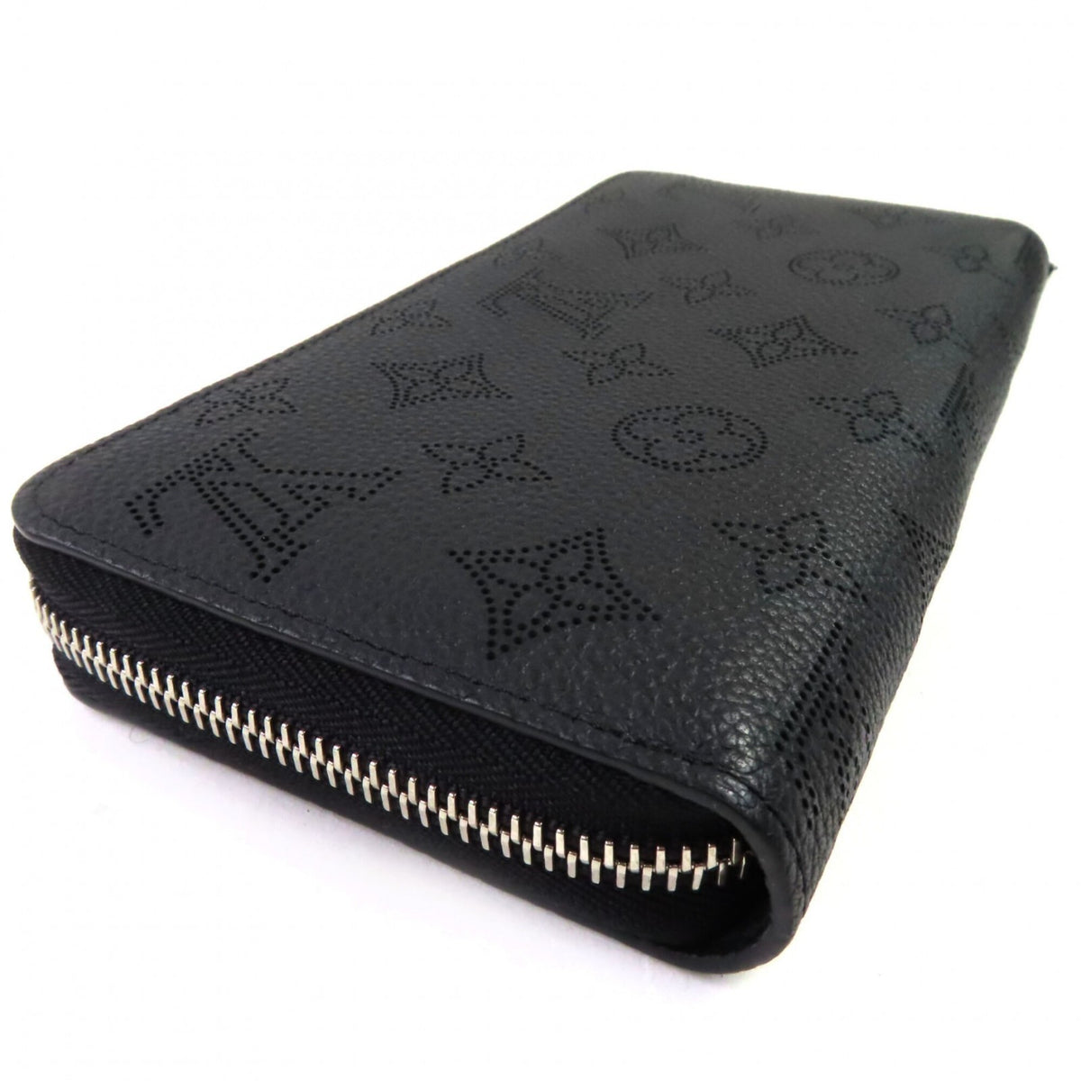 Louis Vuitton Mahina Noir Mahina Leather Long Wallet (Bi-Fold) (Pre-Owned)