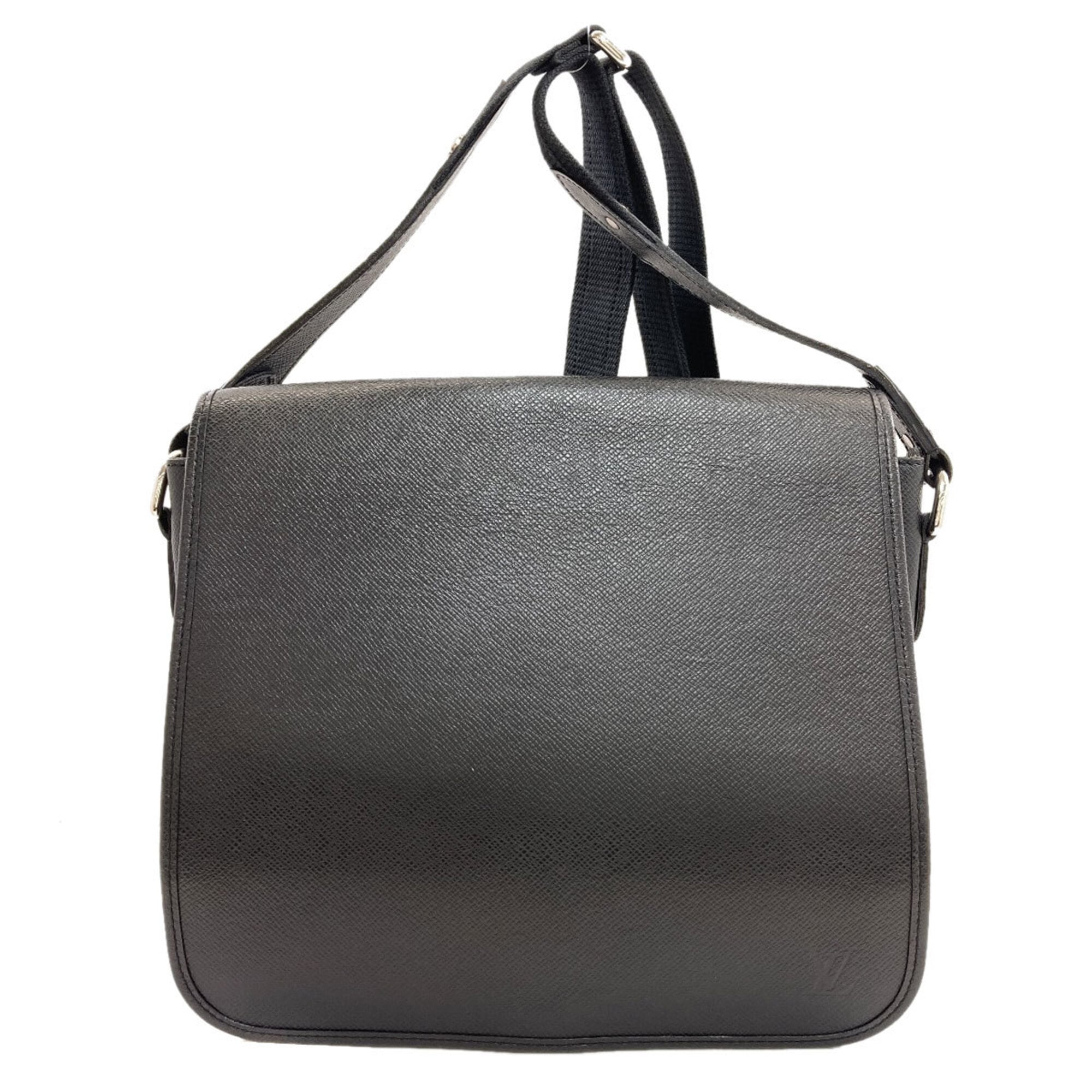 Louis Vuitton Ardoise Taiga Leather Shoulder Bag (Pre-Owned)