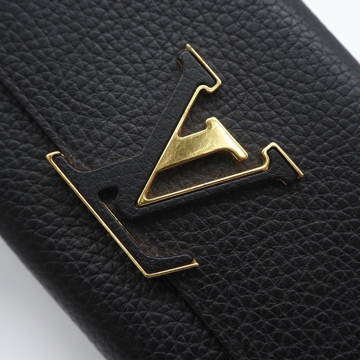 Louis Vuitton Taurillon Black Noir Leather Long Wallet (Bi-Fold) (Pre-Owned)