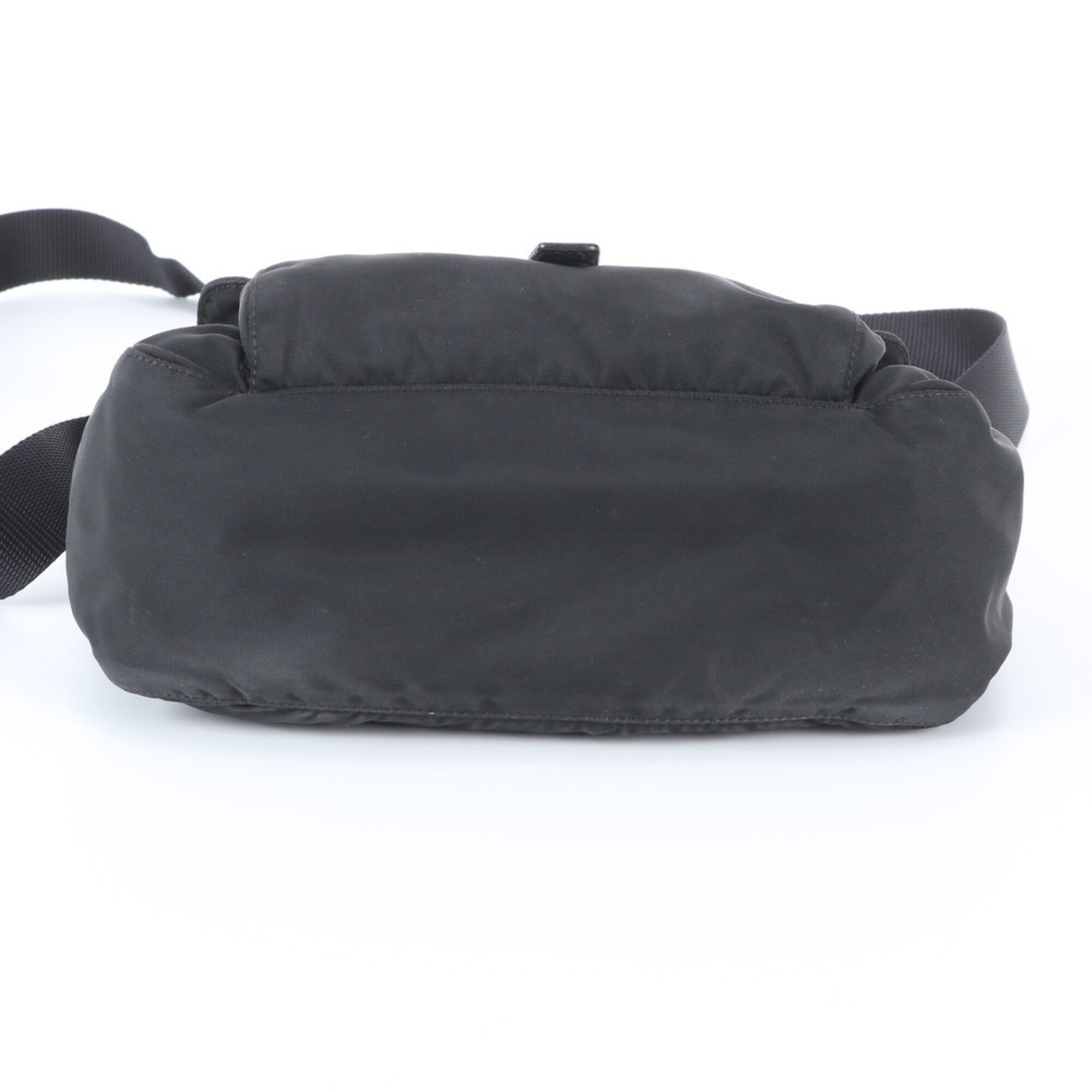 Prada Black Nylon Shoulder Bag (Pre-Owned)