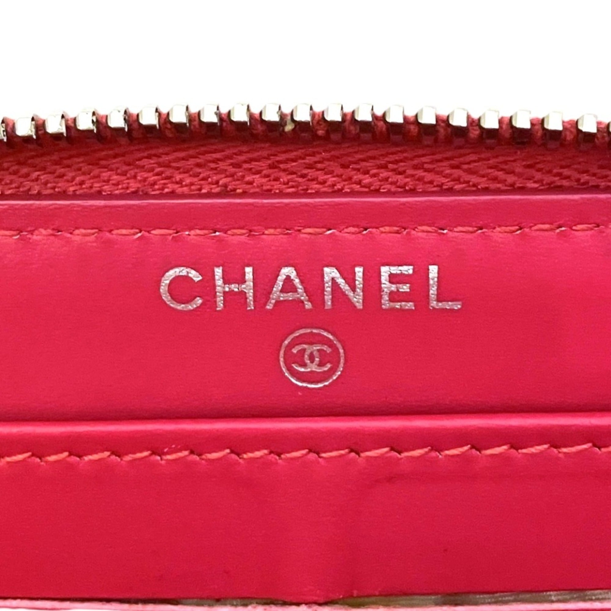 Chanel Matelasse Pink Patent Leather Long Wallet (Bi-Fold) (Pre-Owned)
