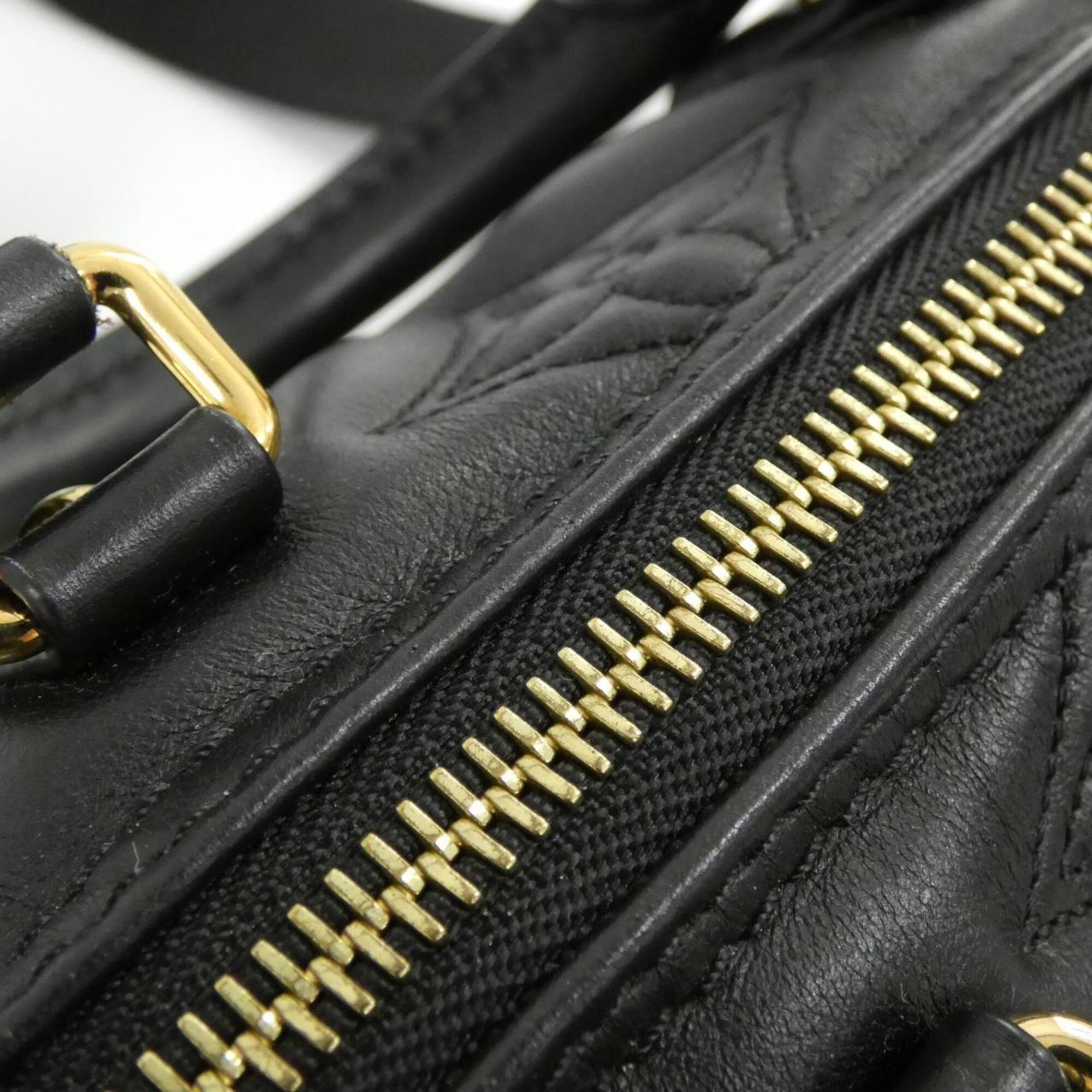 Louis Vuitton Black Leather Shoulder Bag (Pre-Owned)