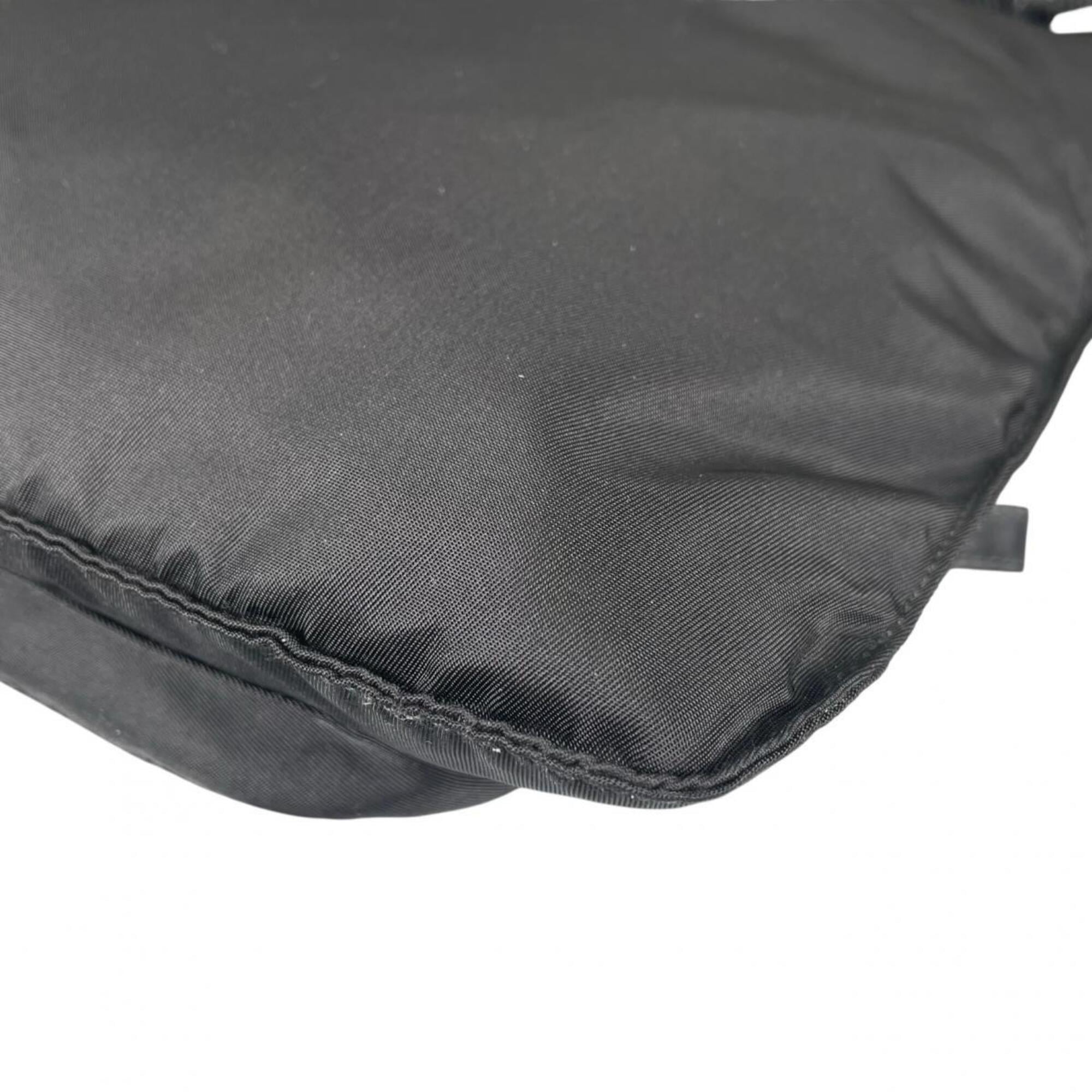 Prada Black Nylon Shoulder Bag (Pre-Owned)