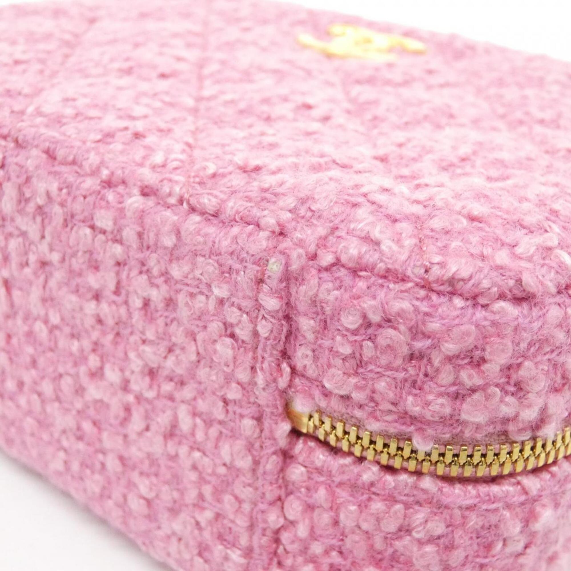Chanel Pink Tweed Handbag (Pre-Owned)