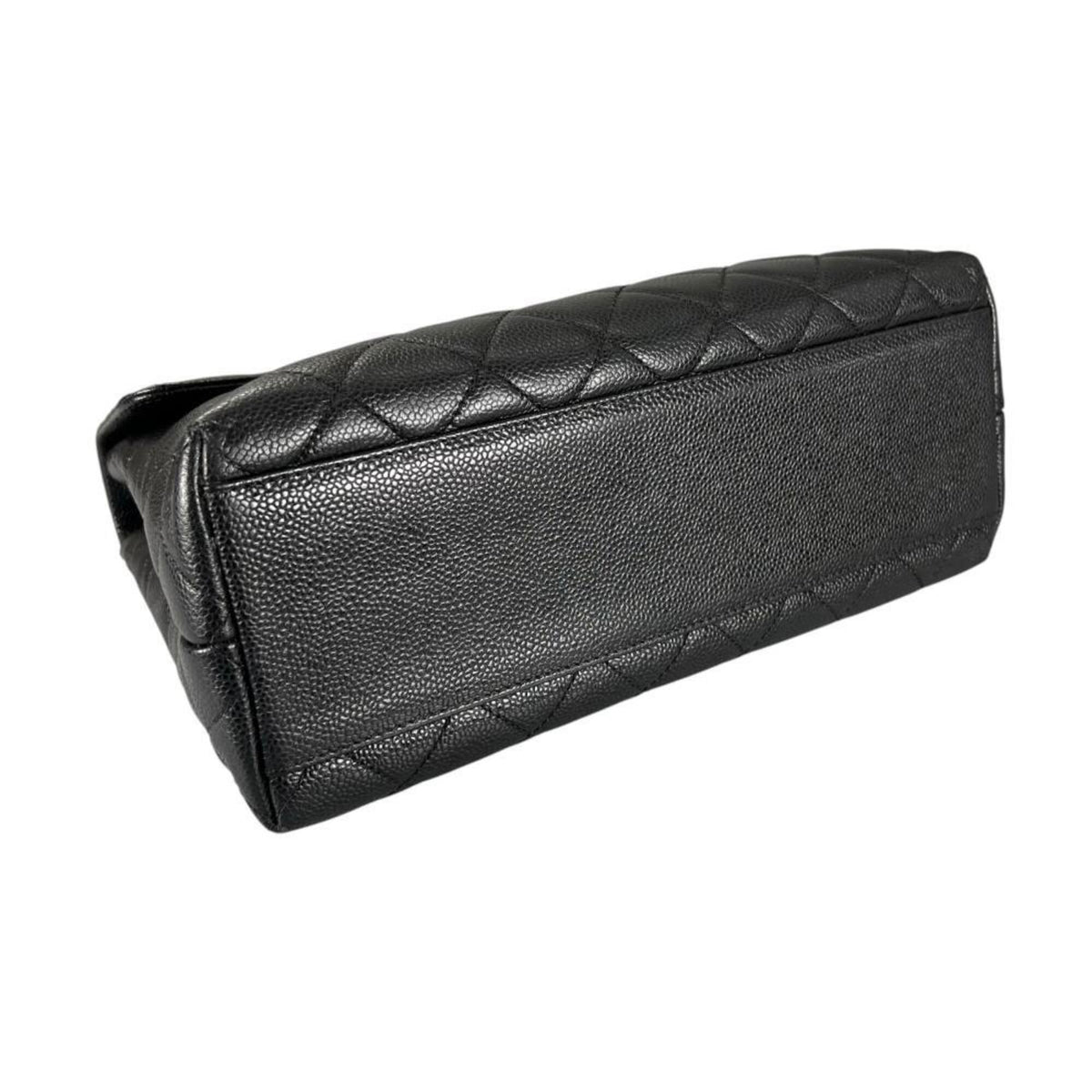 Chanel Matelasse Grained Calfskin Handbag (Pre-Owned)