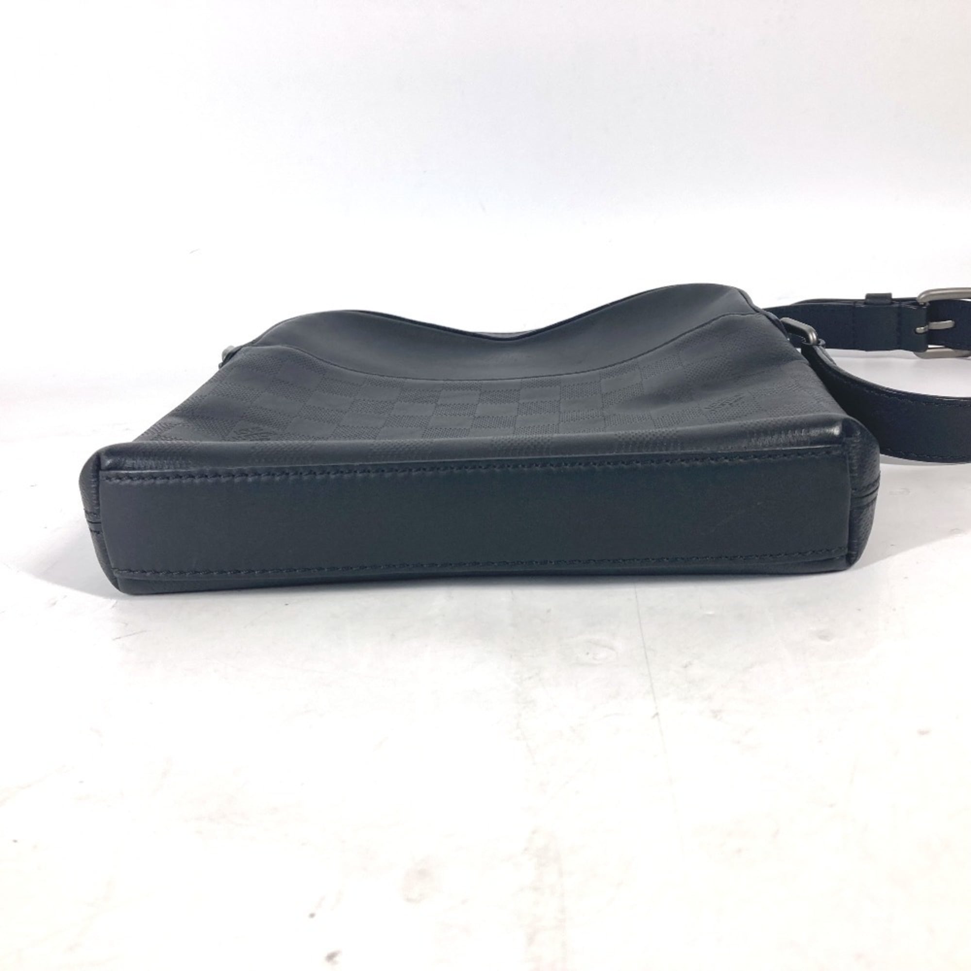 Louis Vuitton Black Galle Onyx Damier Infini Pochette Shoulder Bag (Pre-Owned)