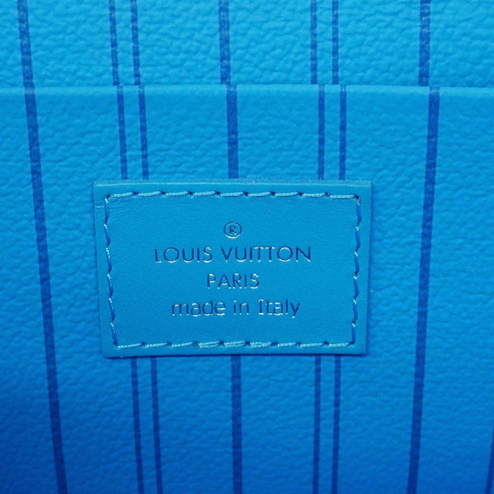 Louis Vuitton Blue Vanity Bag (Pre-Owned)