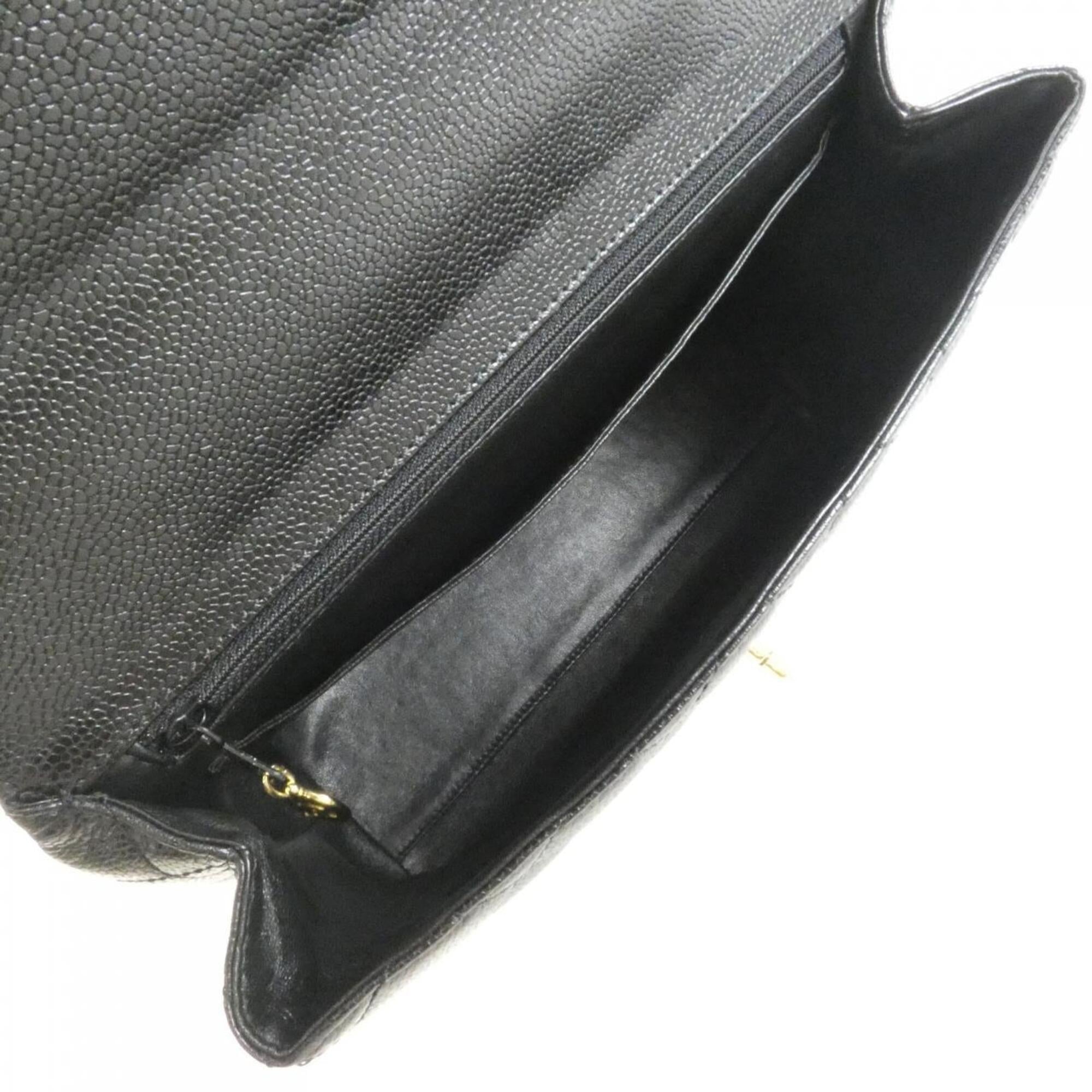 Chanel Black Grained Calfskin Handbag (Pre-Owned)