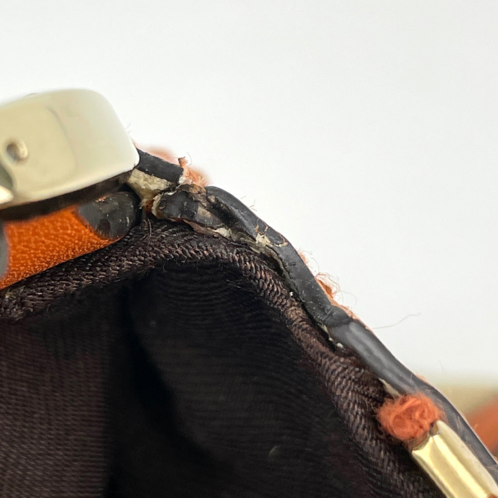 Gucci Beige Orange Gg Canvas Shoulder Bag (Pre-Owned)
