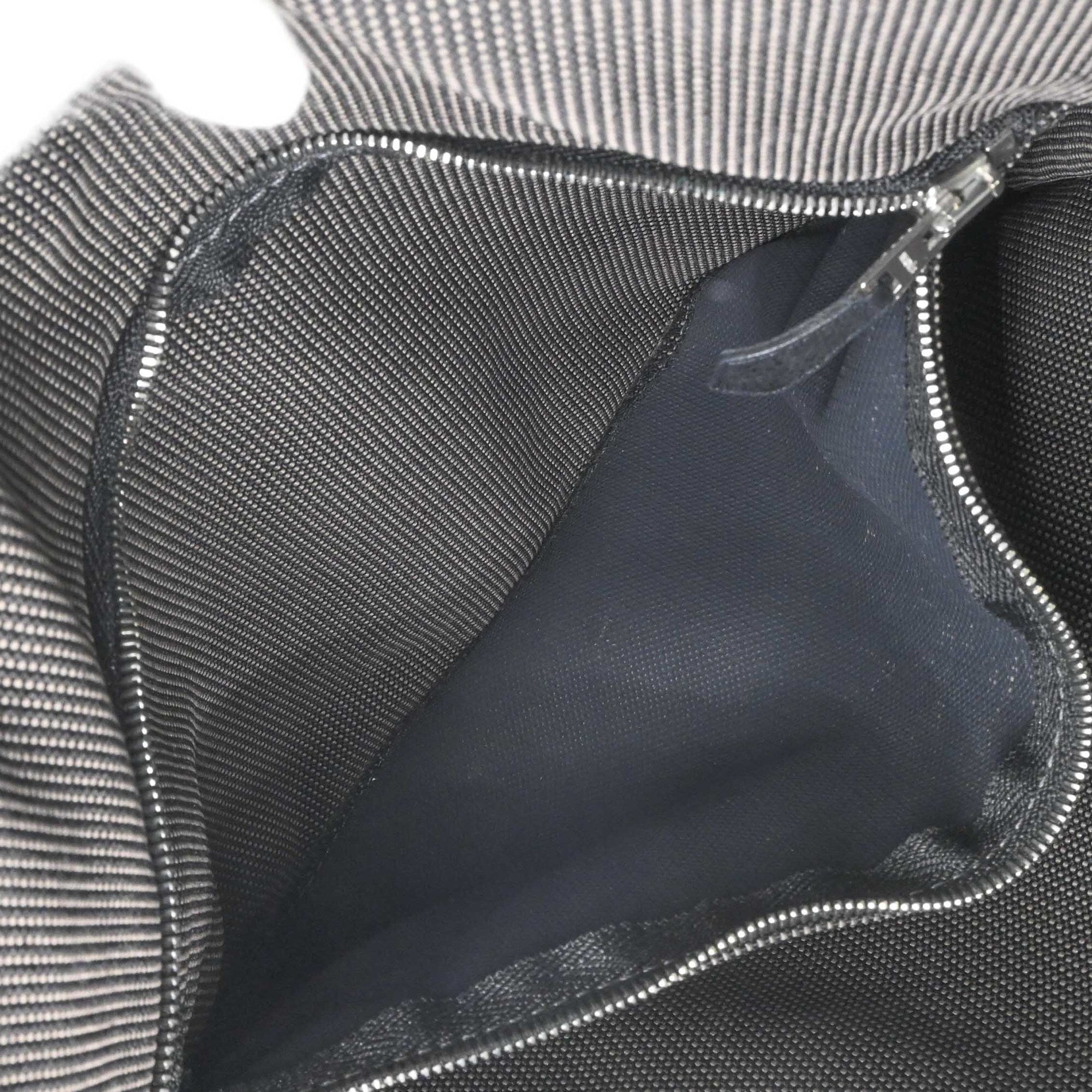 Hermes Gray Nylon Canvas Shoulder Bag (Pre-Owned)