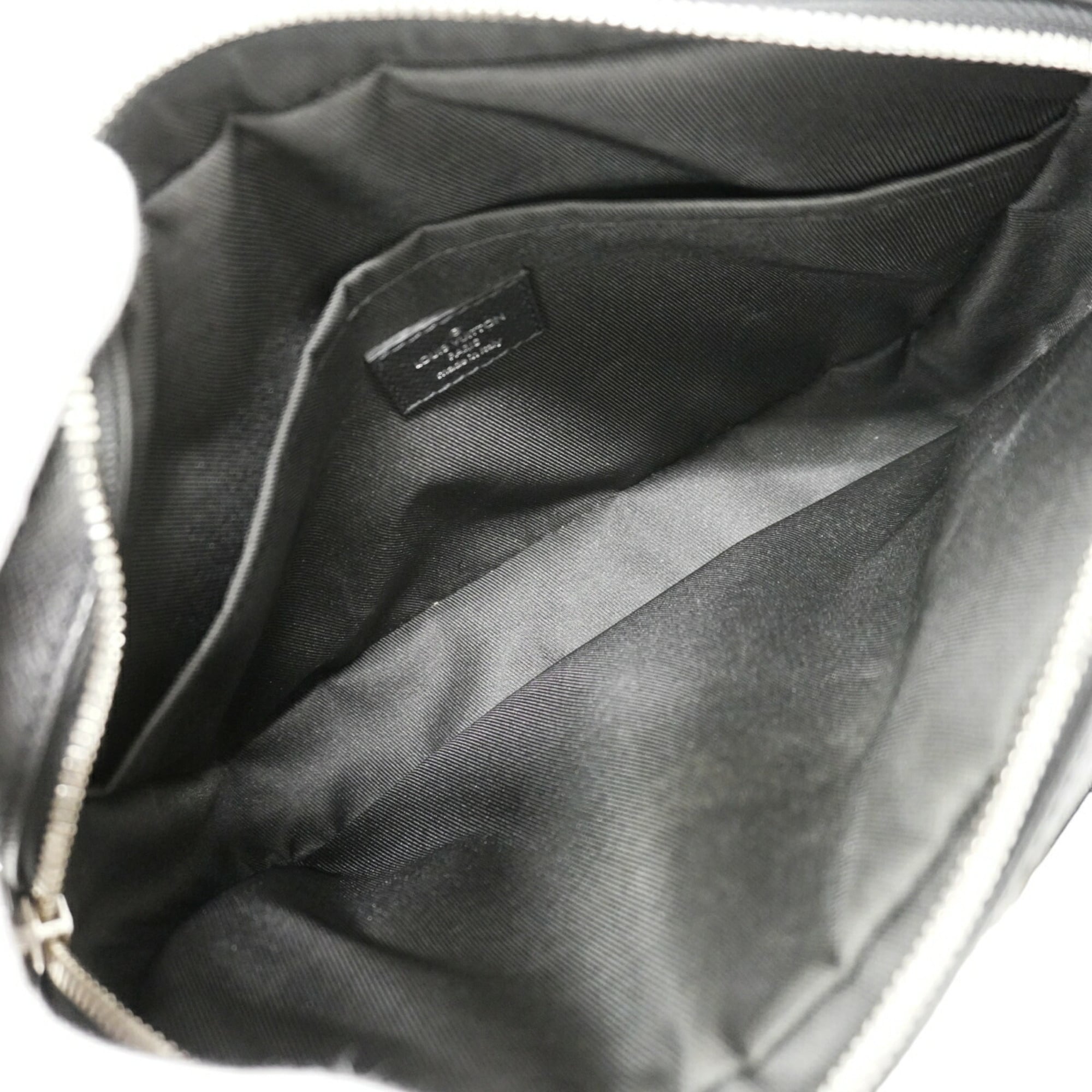 Louis Vuitton Black Shoulder Bag (Pre-Owned)