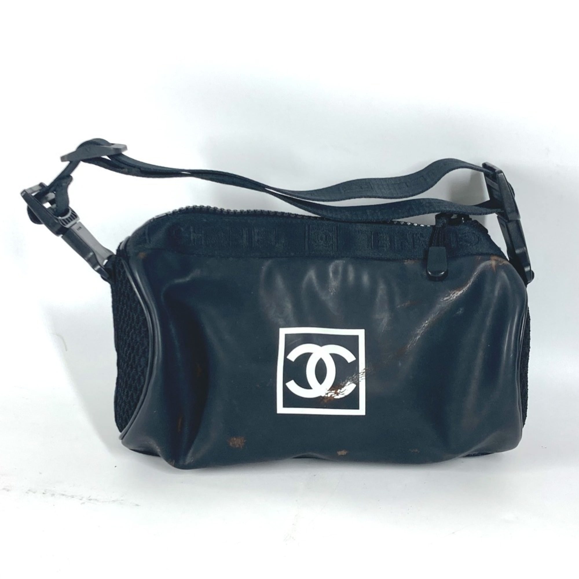 Chanel Black White Rubber Shoulder Bag (Pre-Owned)
