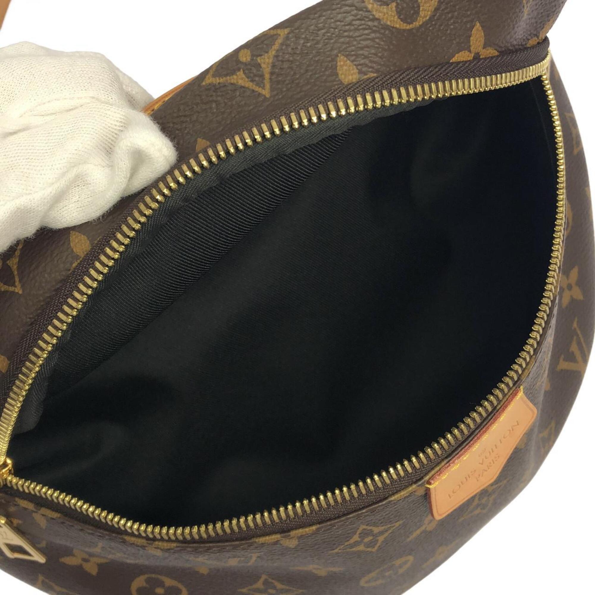 Louis Vuitton Marron Coated Canvas Shoulder Bag (Pre-Owned)